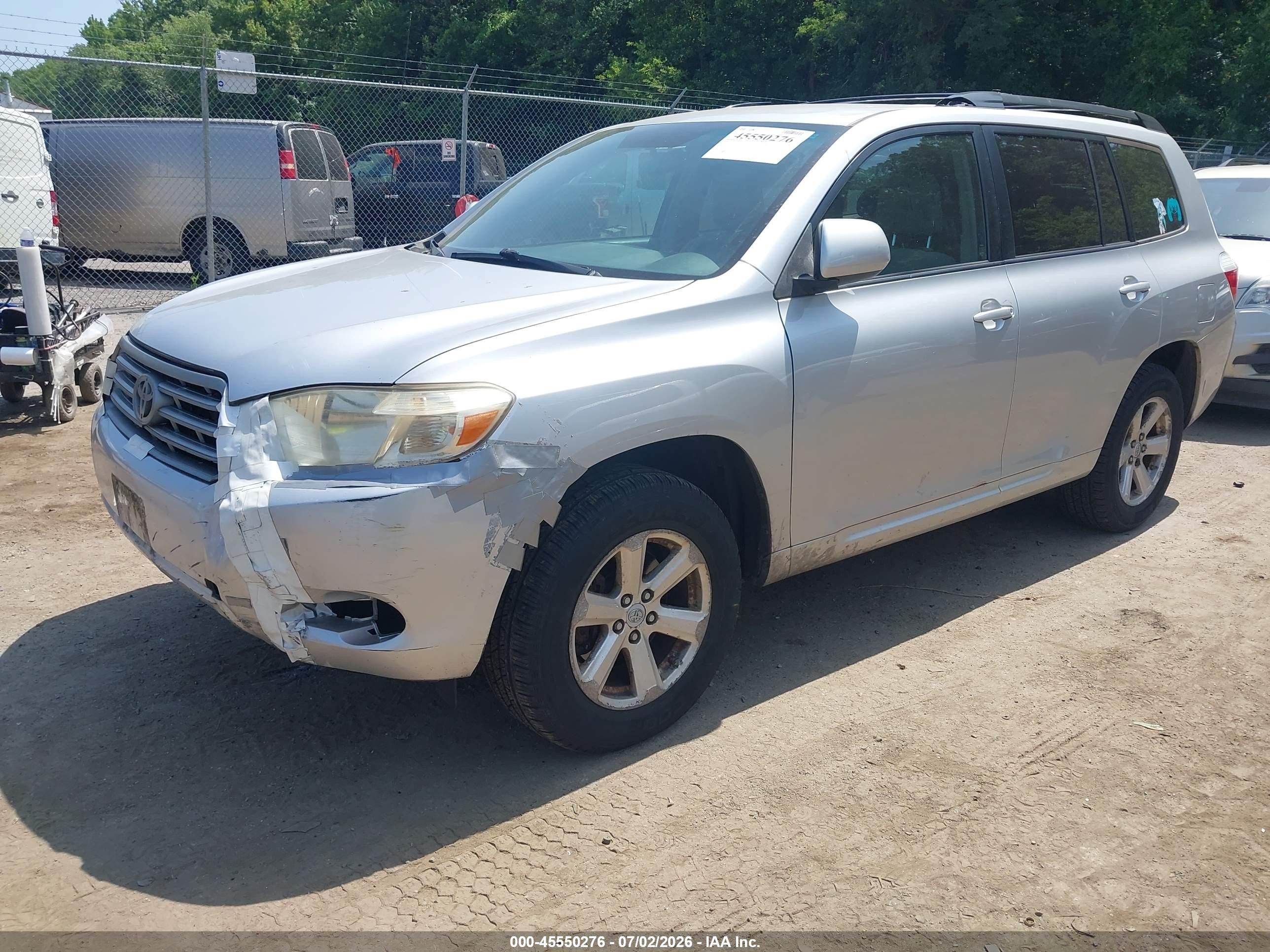 2008 Toyota Highlander   Silver vin: JTEES41A082104451