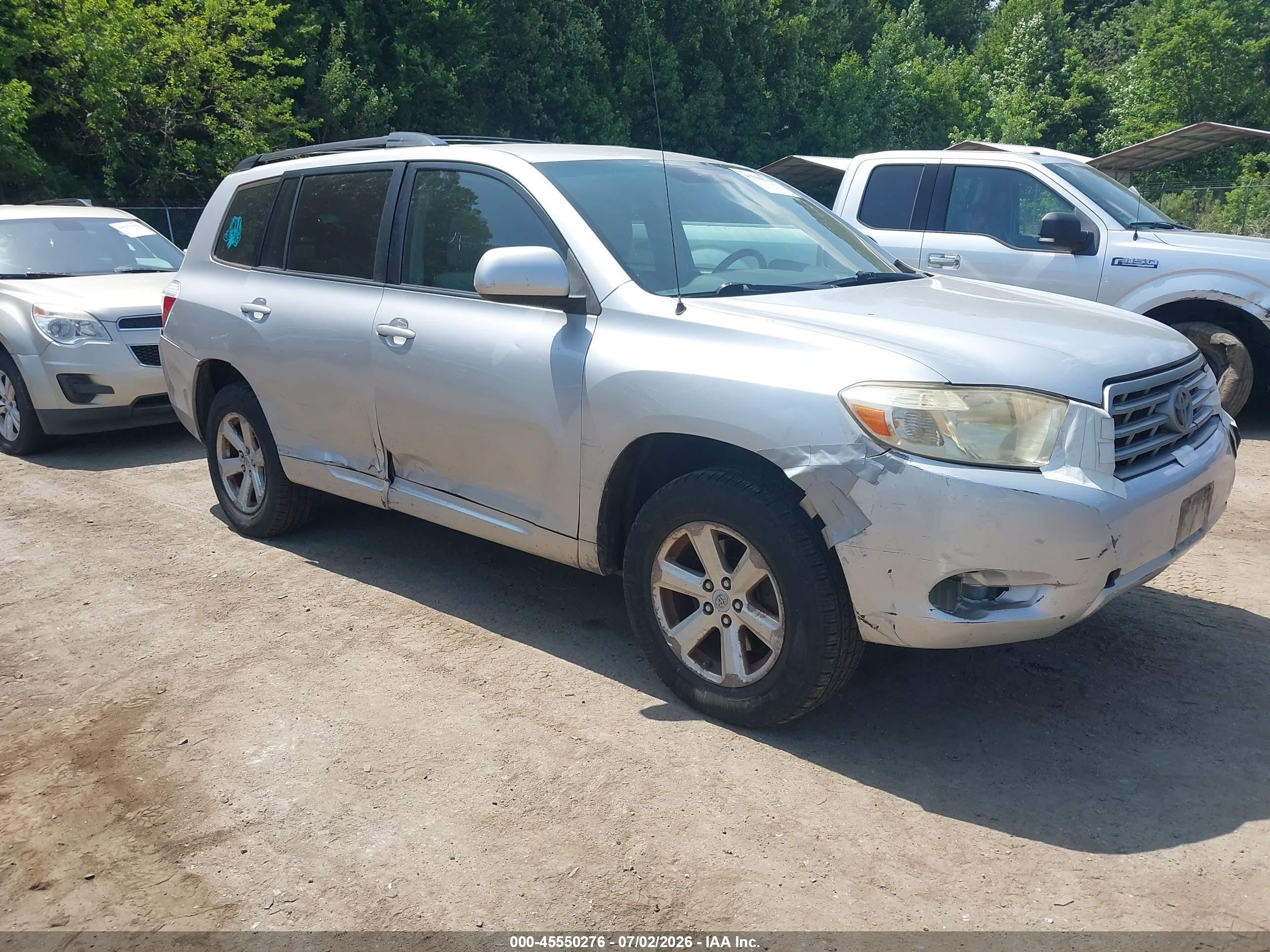 2008 Toyota Highlander   Silver vin: JTEES41A082104451