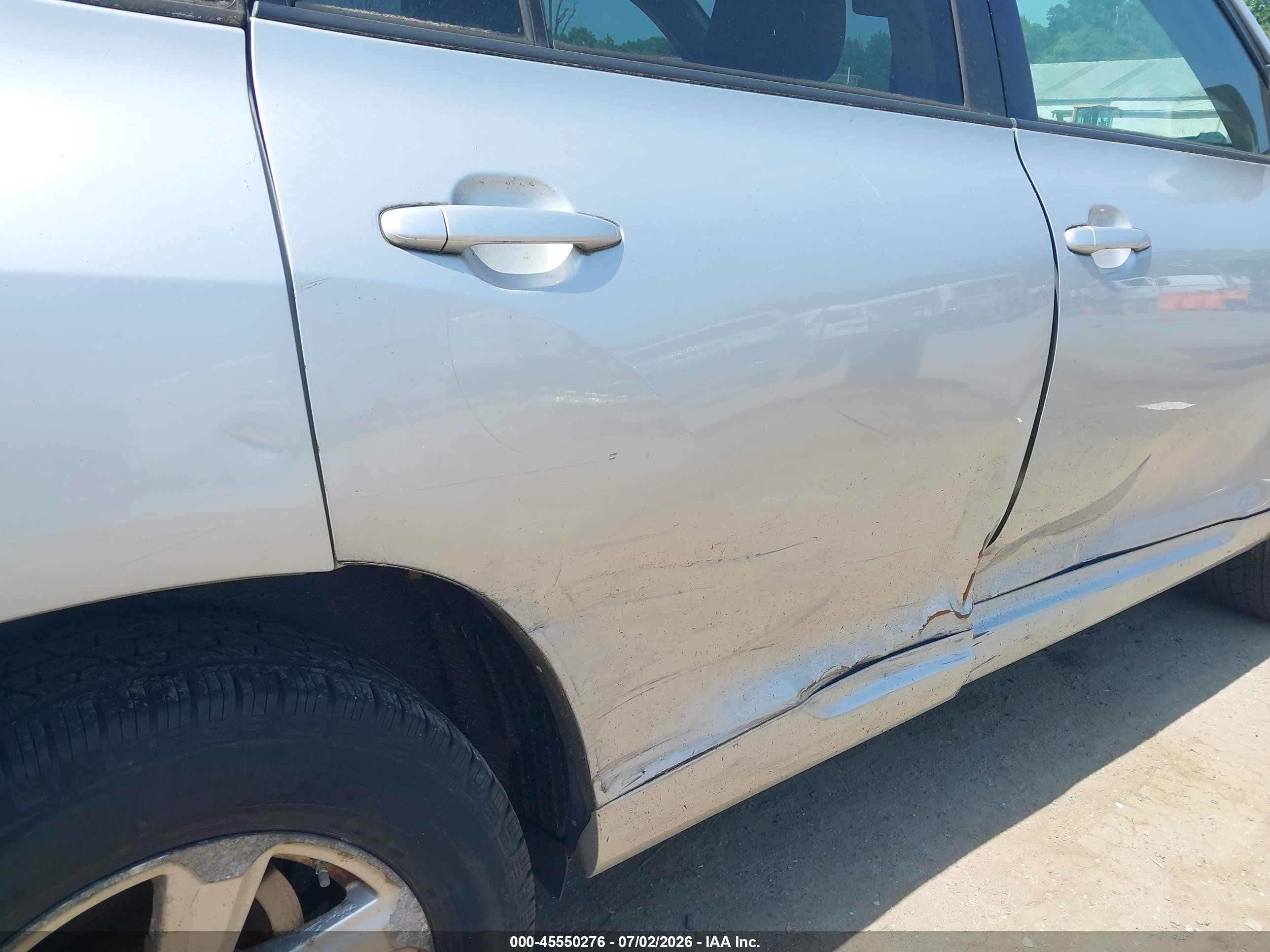 2008 Toyota Highlander   Silver vin: JTEES41A082104451