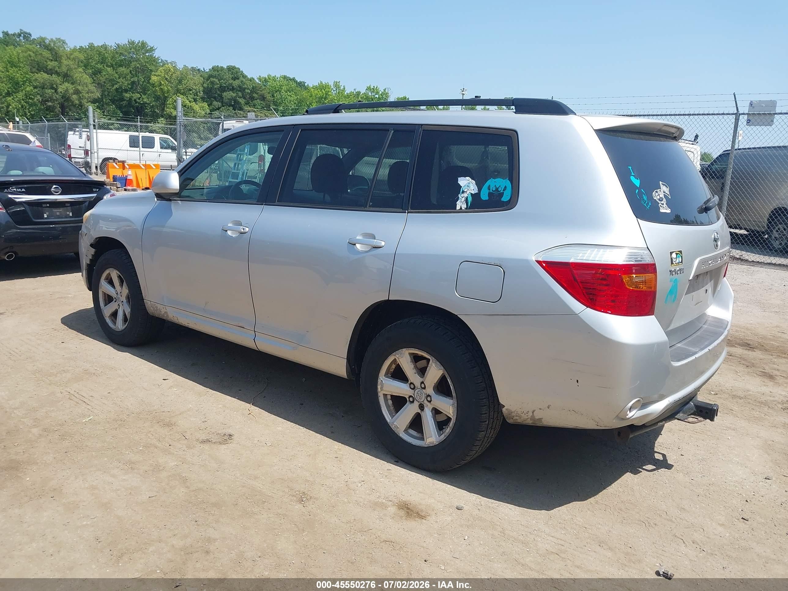 2008 Toyota Highlander   Silver vin: JTEES41A082104451