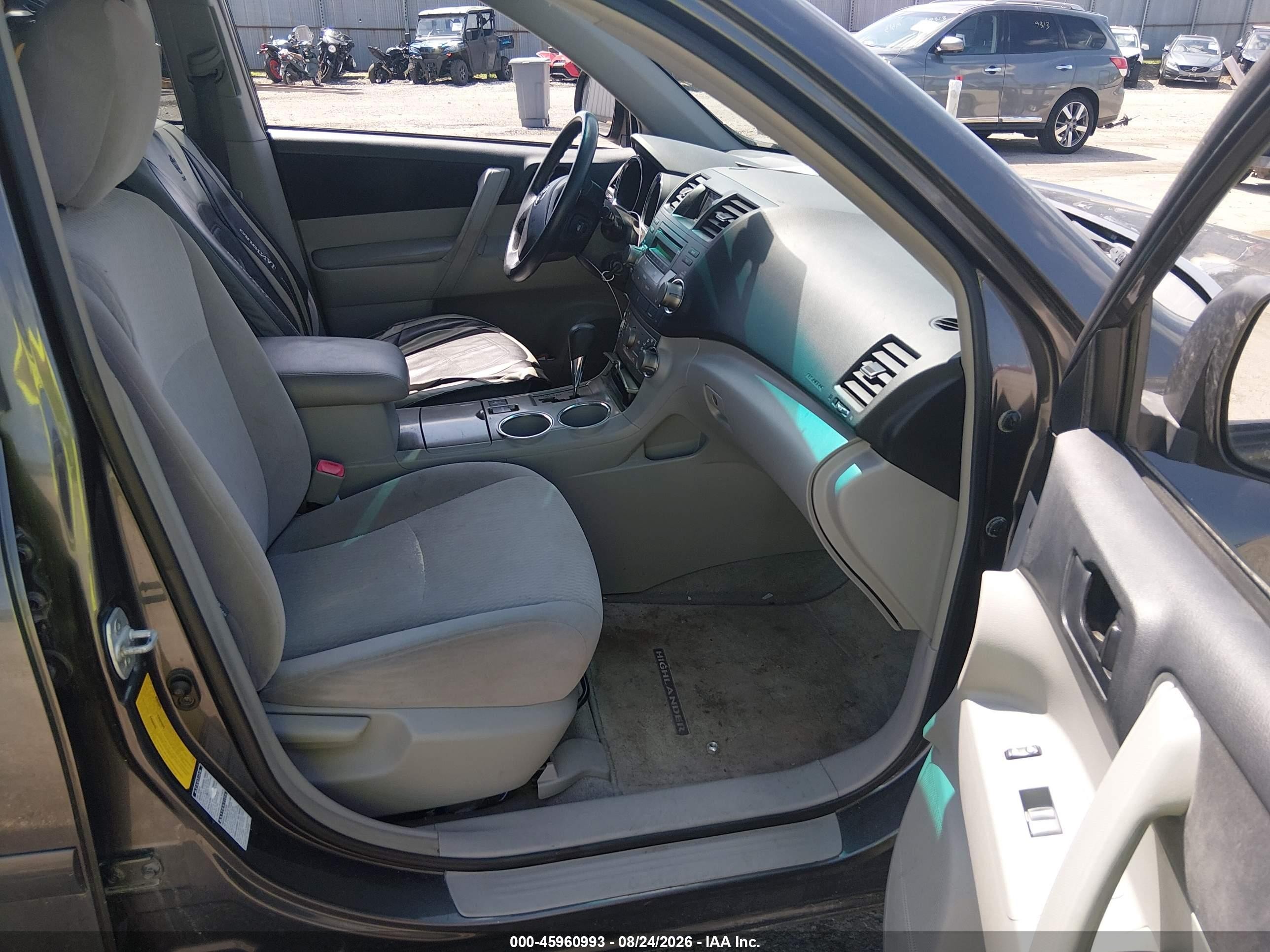 2008 Toyota Highlander   Gray vin: JTEES41A282014749