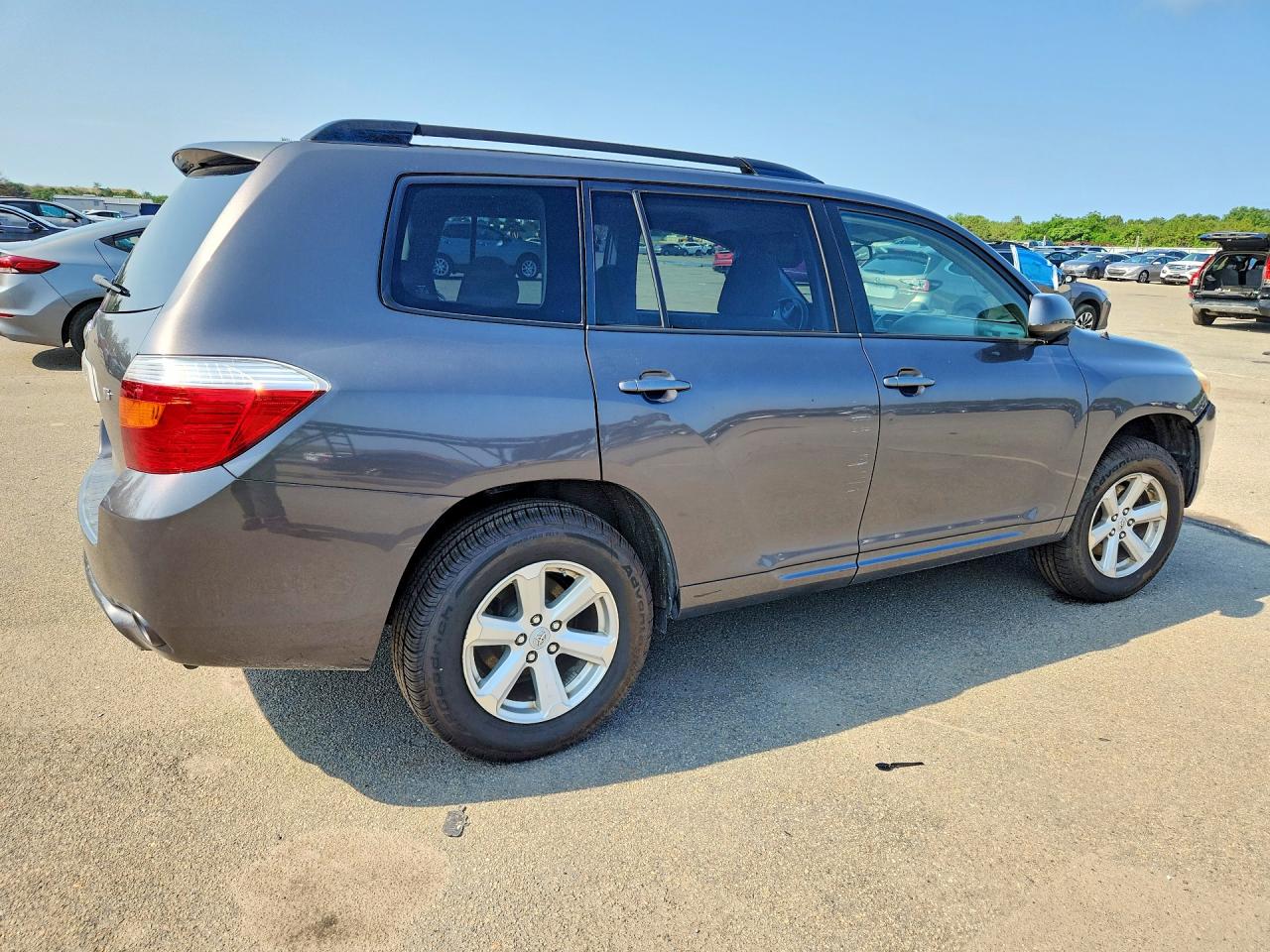 2009 Toyota Highlander Base Gray vin: JTEES41A292113587