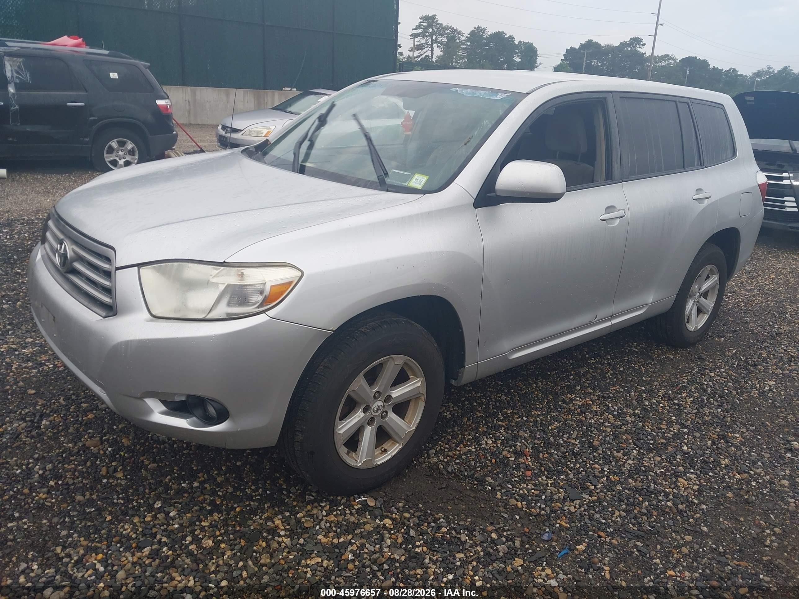 2008 Toyota Highlander   Silver vin: JTEES41A382026005