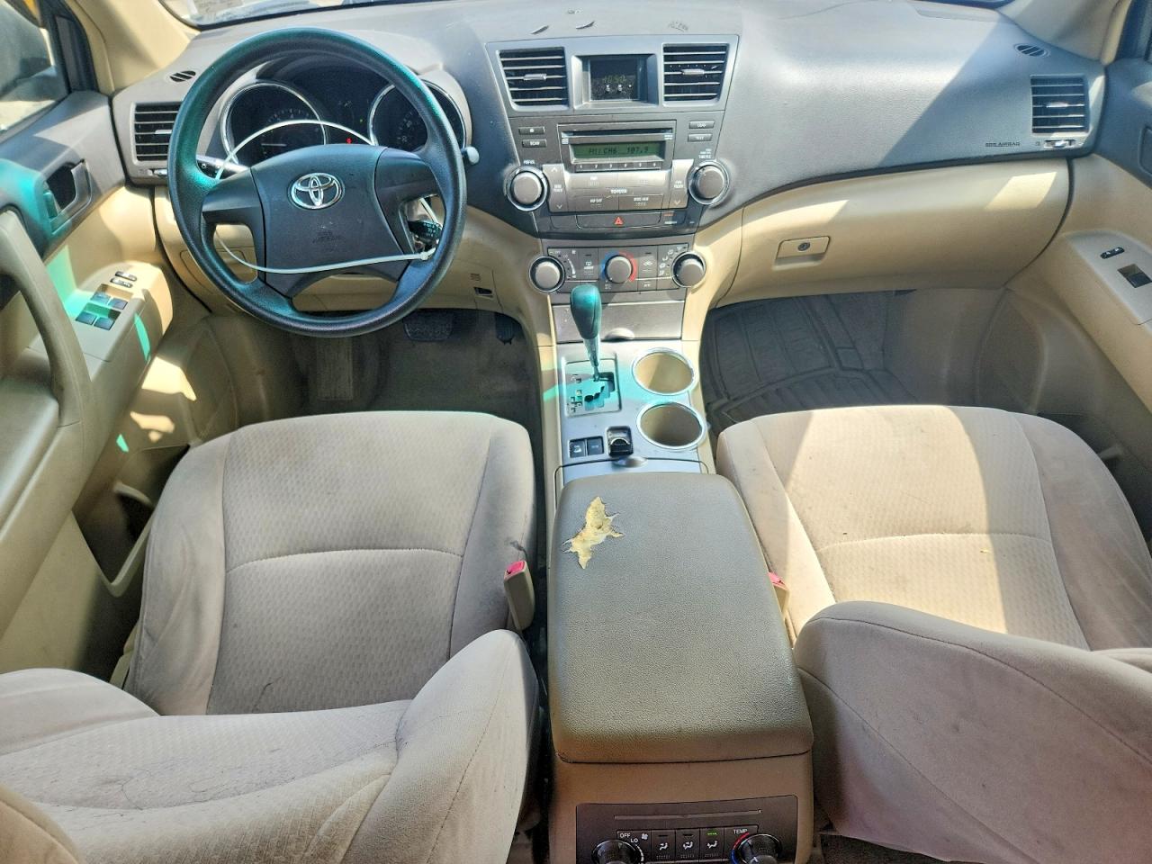 2008 Toyota Highlander Base Beige vin: JTEES41A582045221