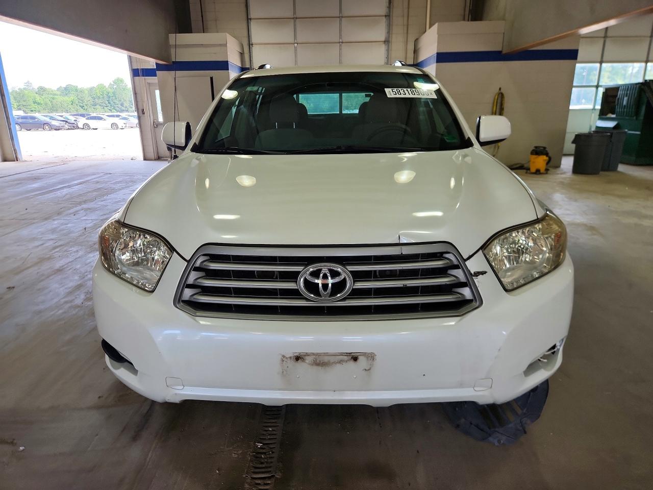 2009 Toyota Highlander Base Белый vin: JTEES41A592129167