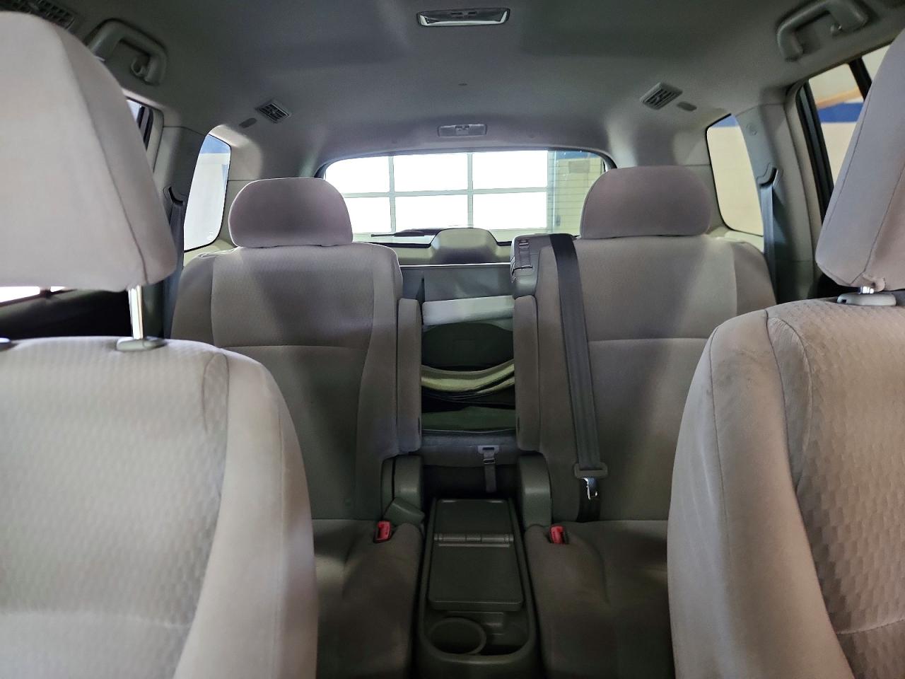 2009 Toyota Highlander Base Белый vin: JTEES41A592129167