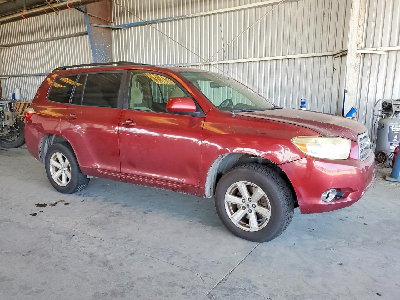2008 Toyota Highlander Base Burgundy vin: JTEES41A682052159