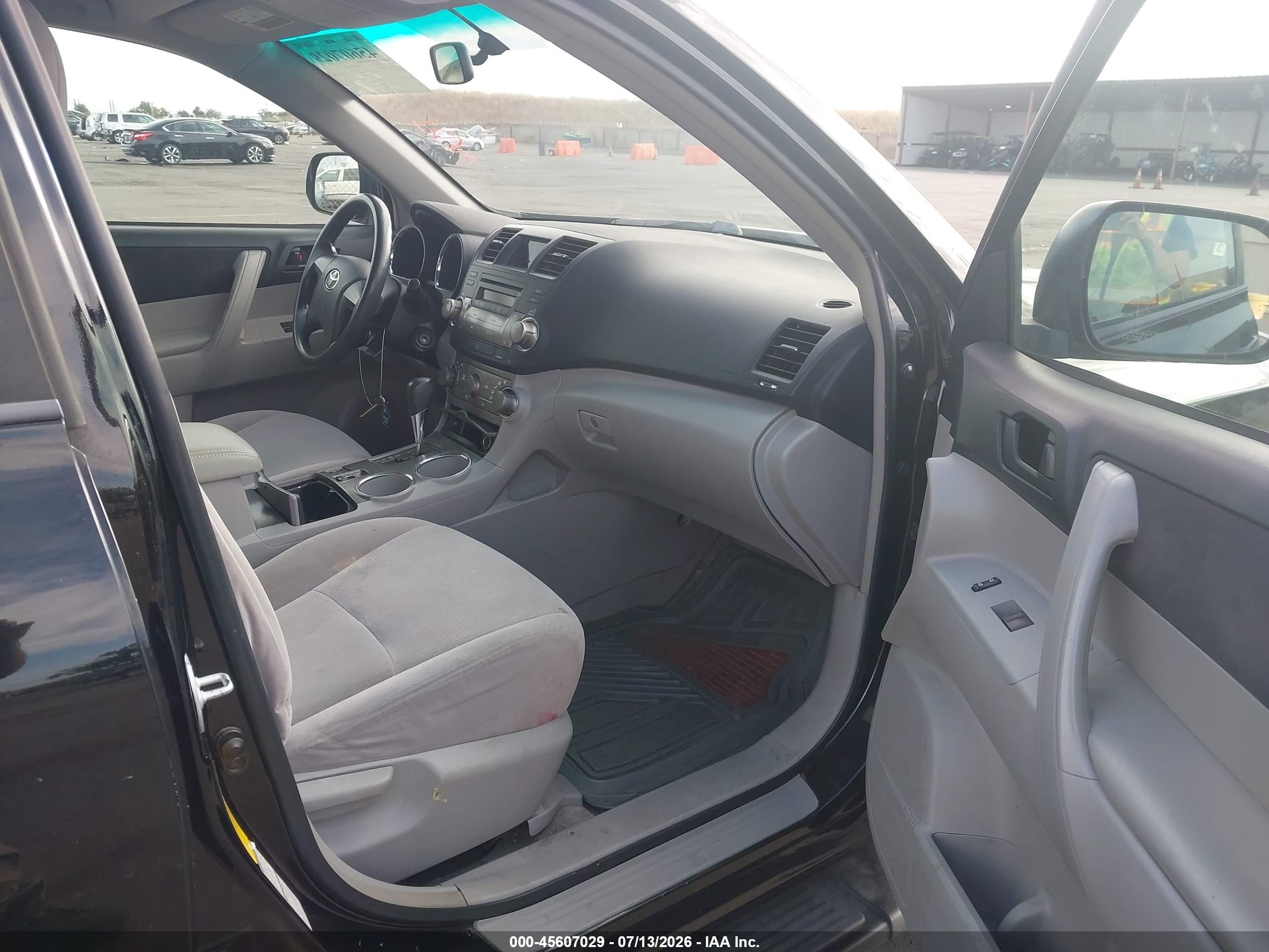 2008 Toyota Highlander   Black vin: JTEES41A982044170