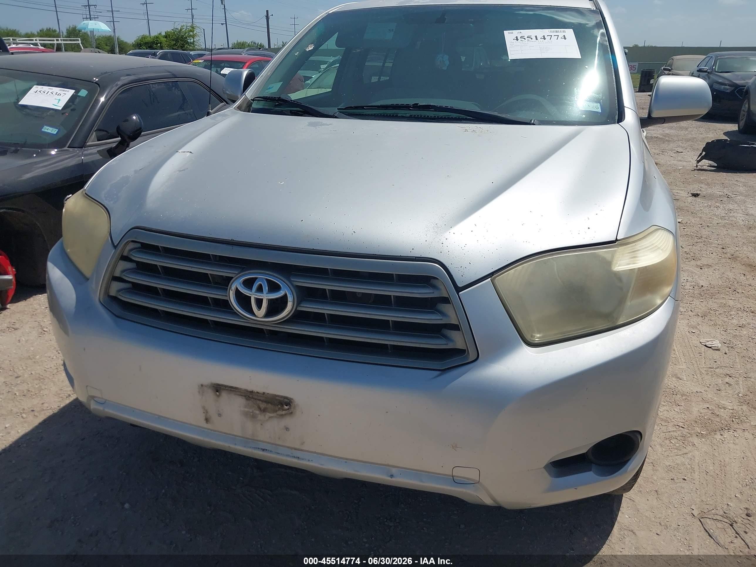 2008 Toyota Highlander   Silver vin: JTEES41A982069005