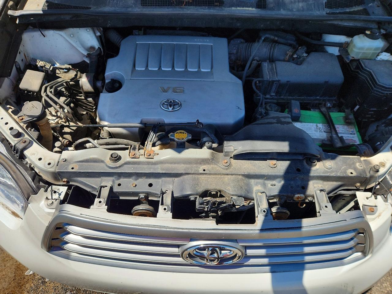 2008 Toyota Highlander Base White vin: JTEES41AX82031329