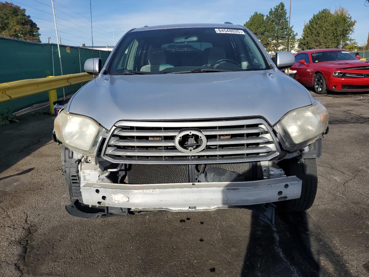 2008 Toyota Highlander Silver vin: JTEES41AX82043965