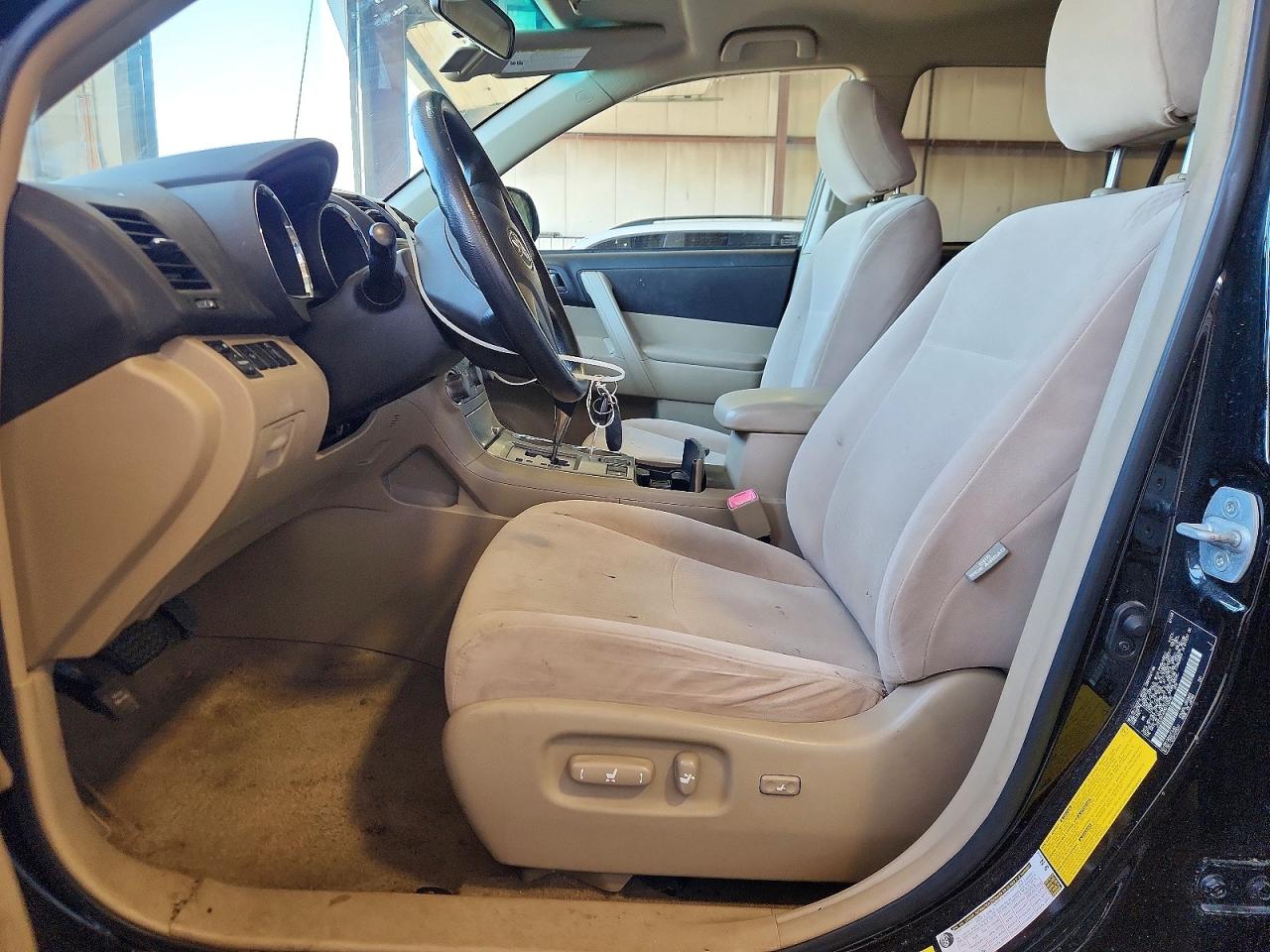2008 Toyota Highlander Base Black vin: JTEES41AX82103940