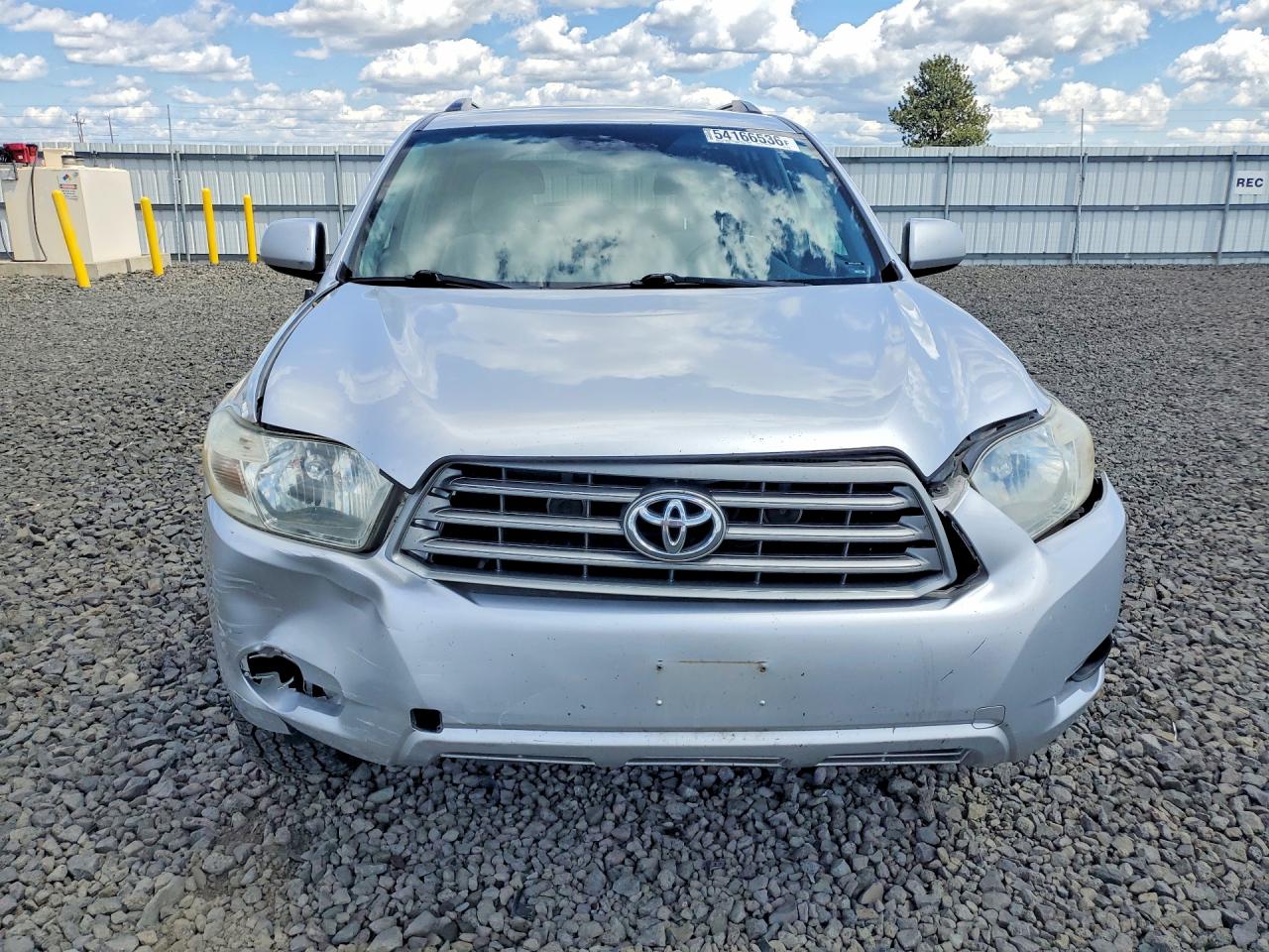 2009 Toyota Highlander Base Silver vin: JTEES41AX92114826