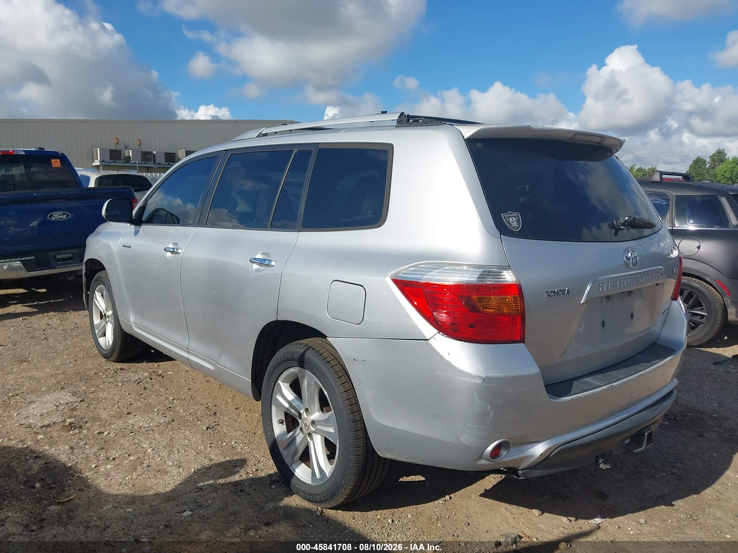 2008 Toyota Highlander Limited Silver vin: JTEES42A082103153