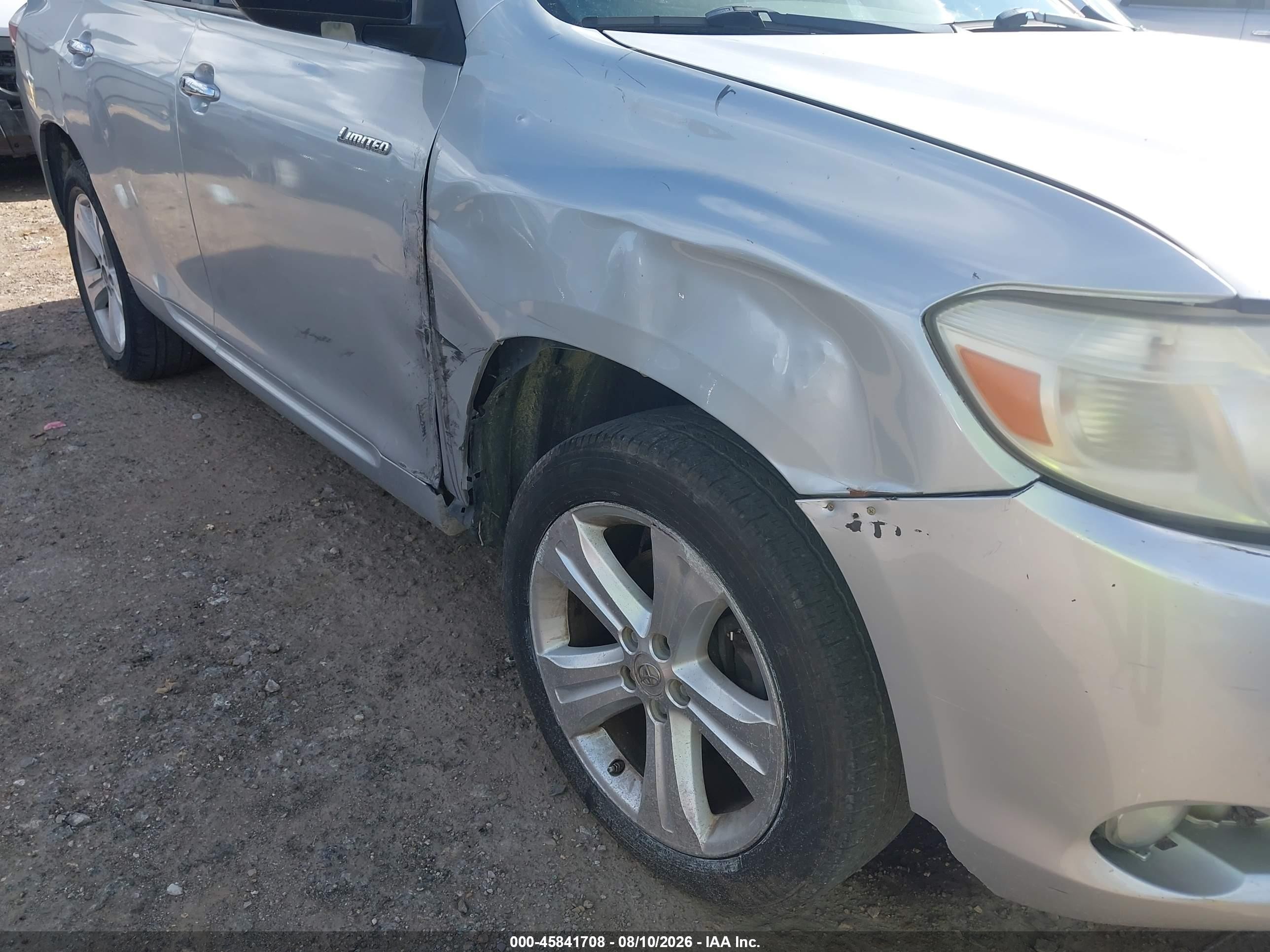 2008 Toyota Highlander Limited Silver vin: JTEES42A082103153