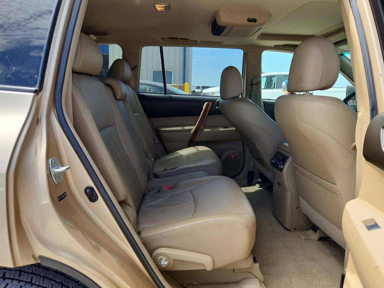2009 Toyota Highlander Limited Gold vin: JTEES42A092141385