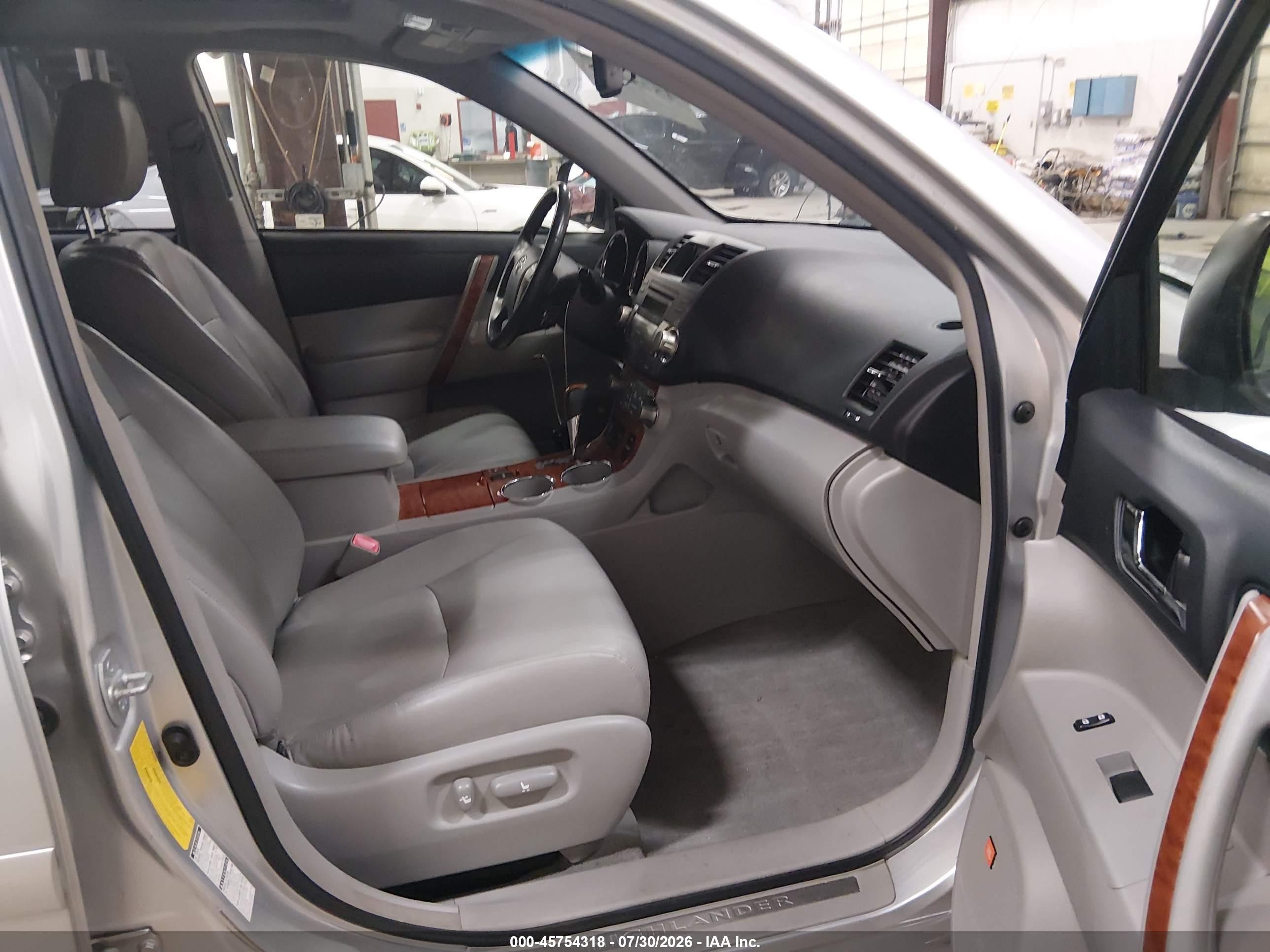 2008 Toyota Highlander Limited Gray vin: JTEES42A182052844