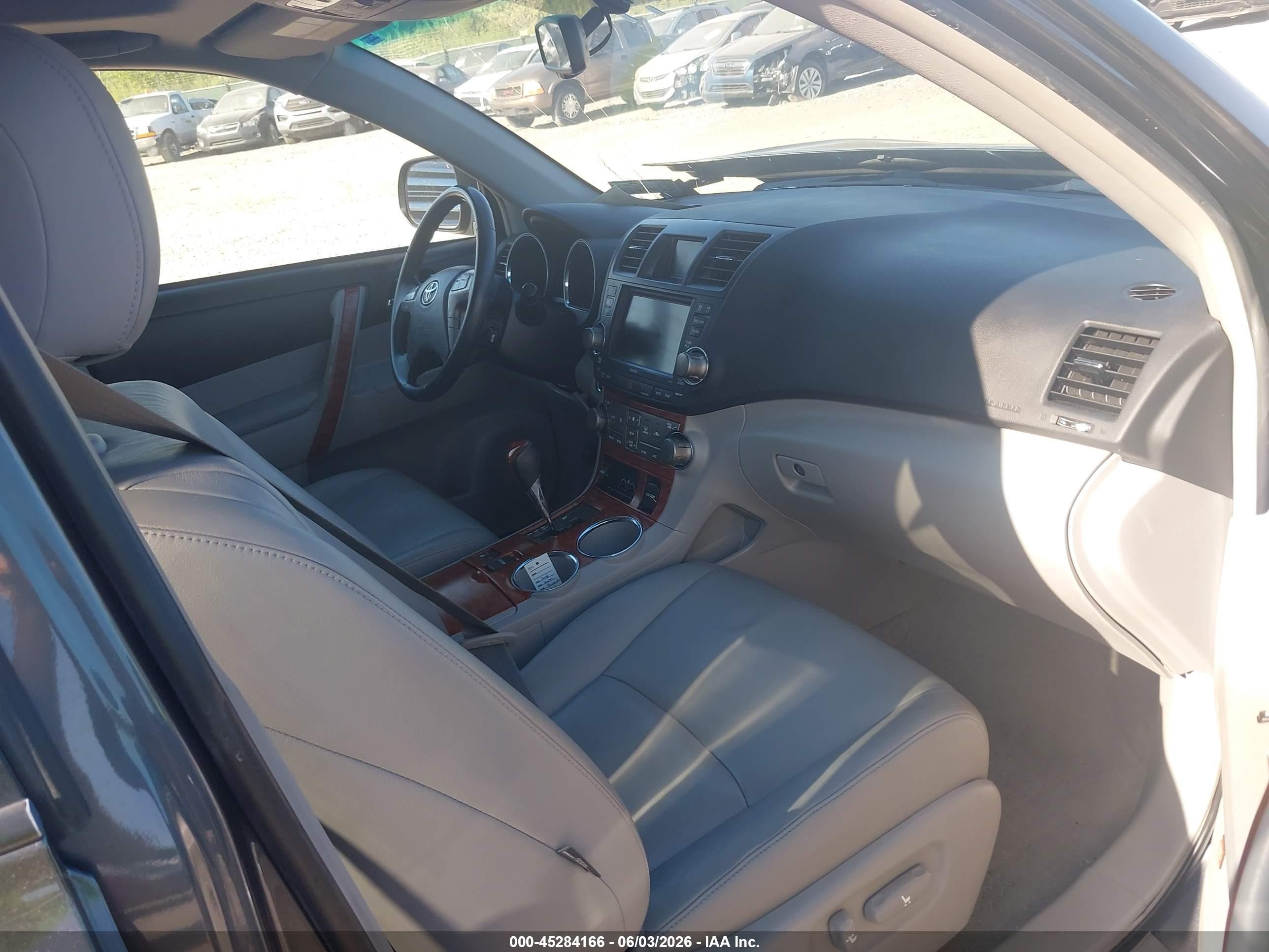 2008 Toyota Highlander Limited Green vin: JTEES42A182096911