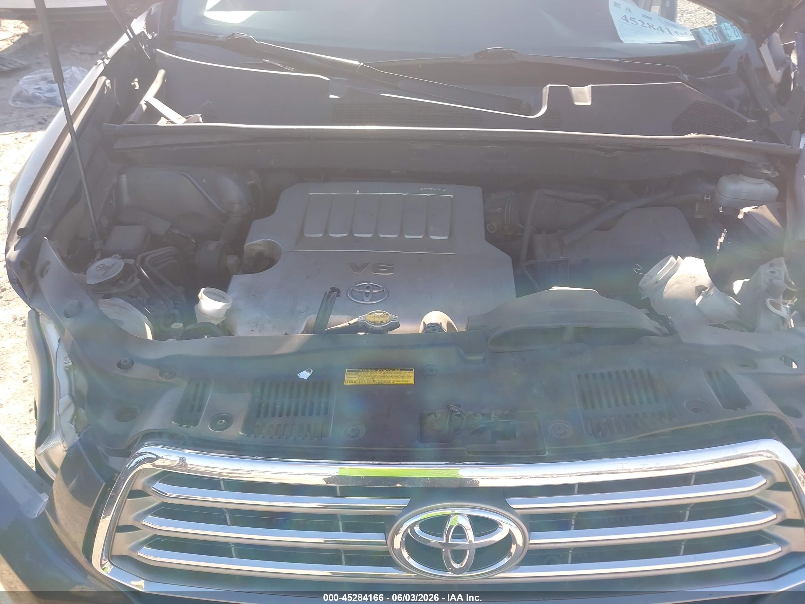 2008 Toyota Highlander Limited Green vin: JTEES42A182096911