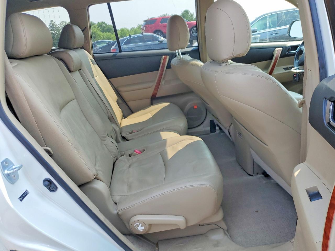 2008 Toyota Highlander Limited Белый vin: JTEES42A282017276