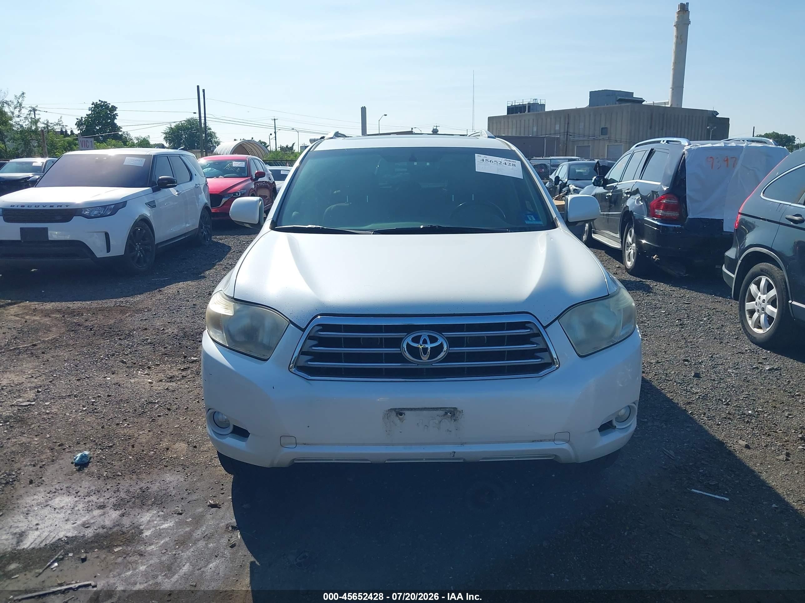 2008 Toyota Highlander Limited White vin: JTEES42A282104692