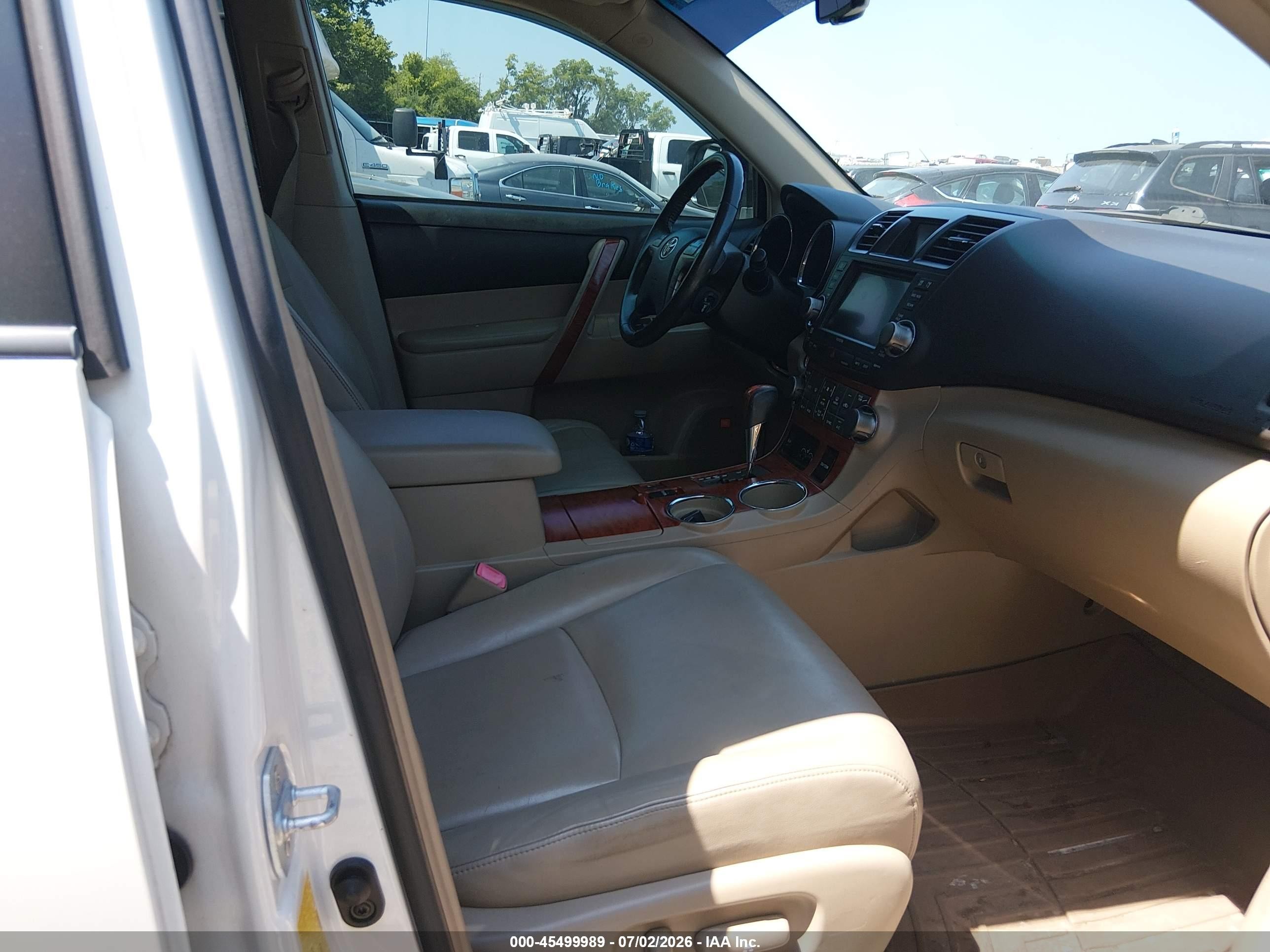 2009 Toyota Highlander Limited Белый vin: JTEES42A292123731