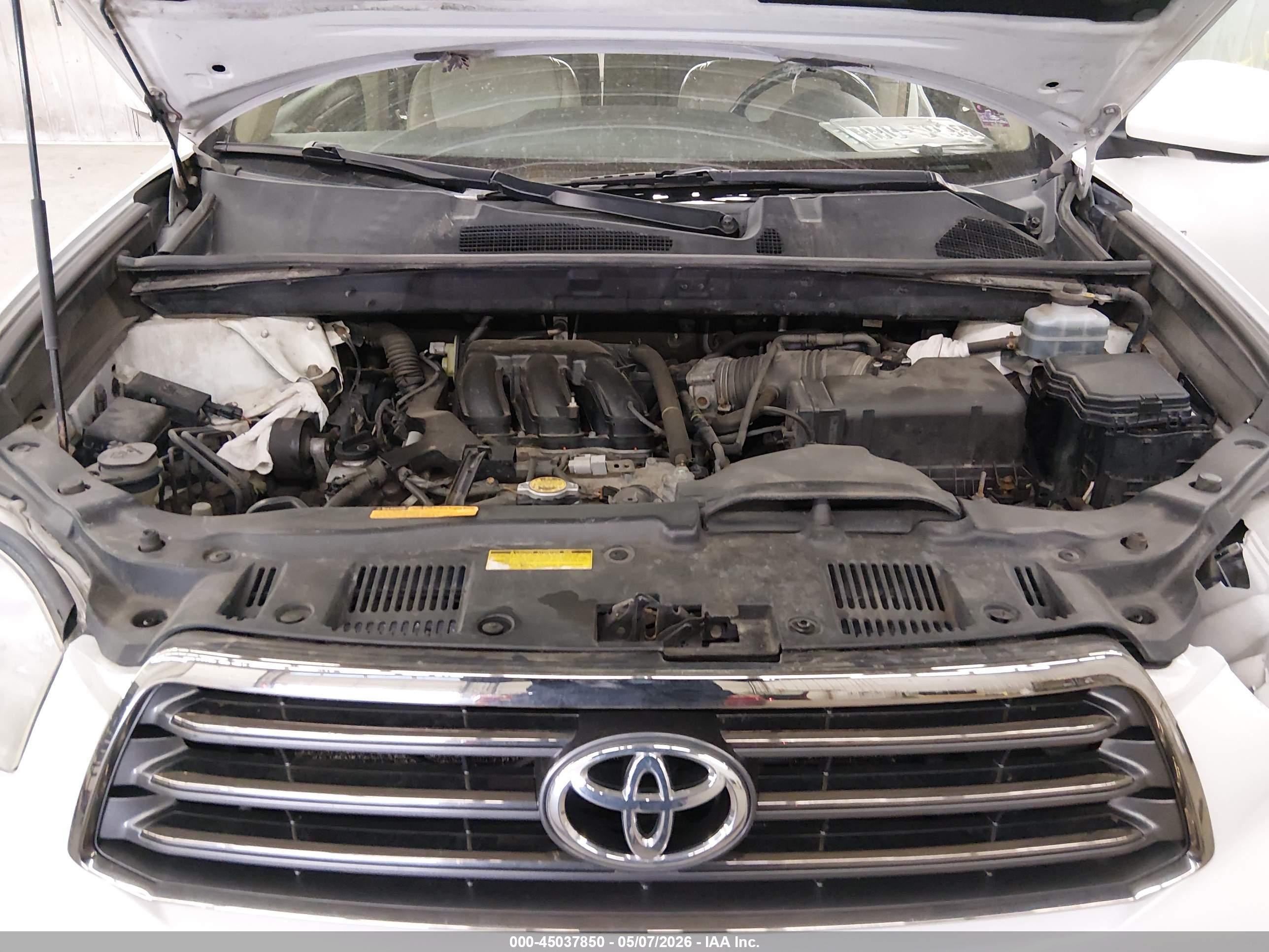 2008 Toyota Highlander Limited Белый vin: JTEES42A382039982