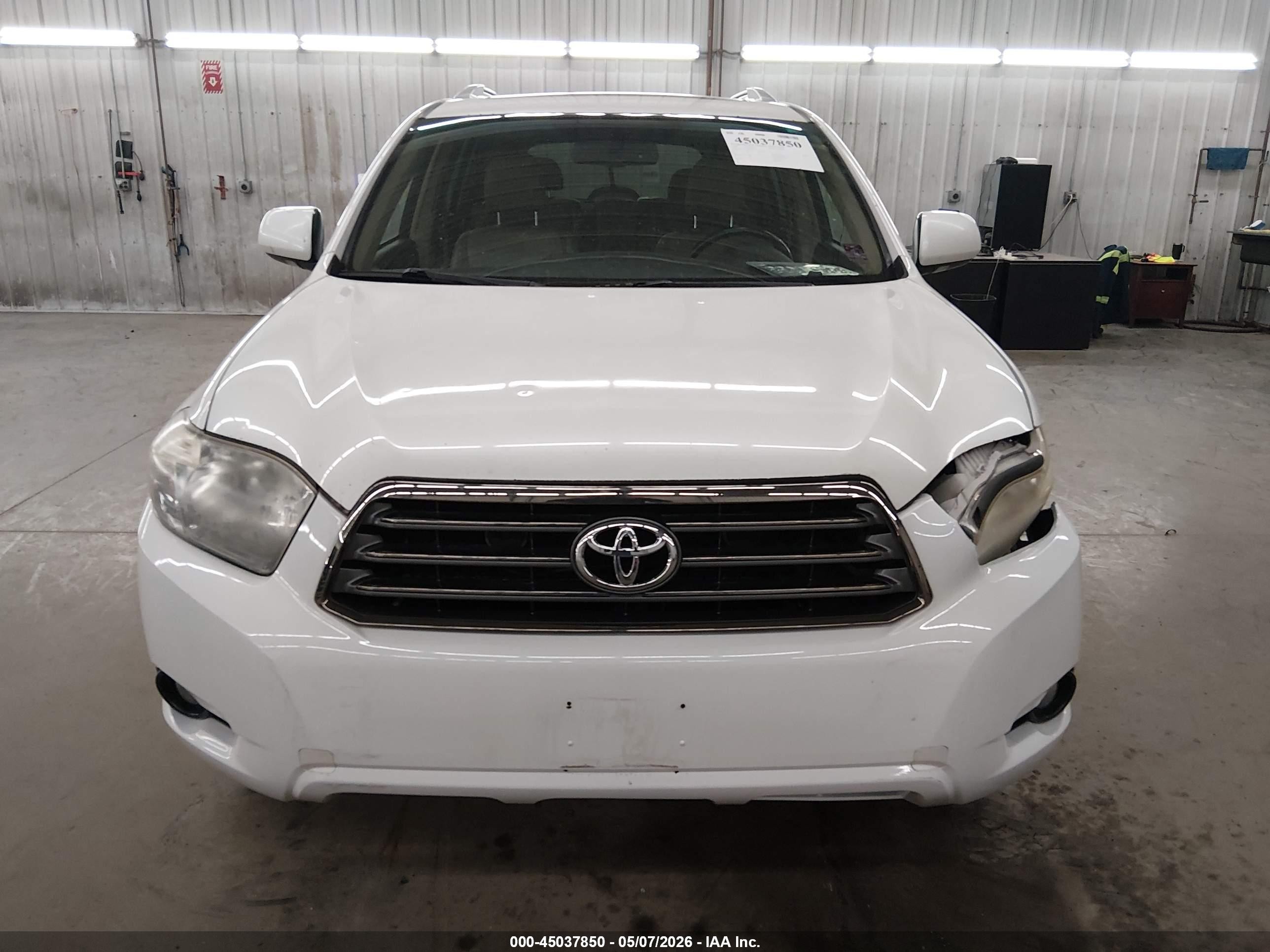 2008 Toyota Highlander Limited Белый vin: JTEES42A382039982