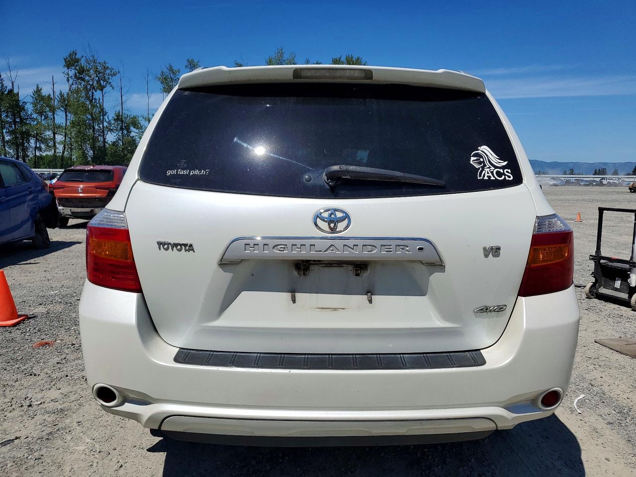 2008 Toyota Highlander Limited White vin: JTEES42A382075509