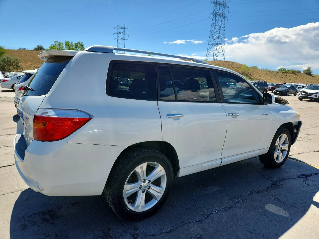 2008 Toyota Highlander Limited White vin: JTEES42A382104684