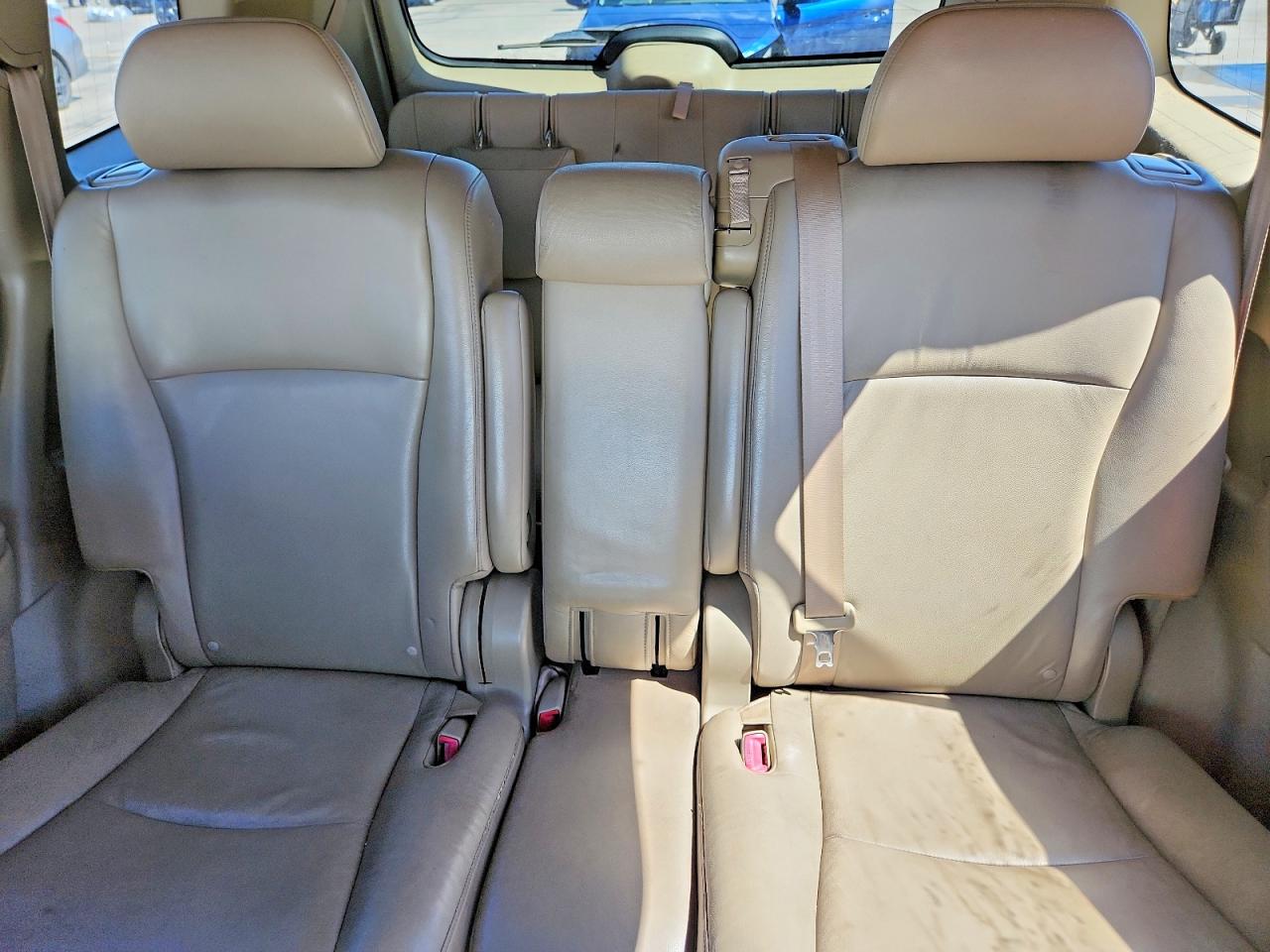 2008 Toyota Highlander Limited White vin: JTEES42A382104684
