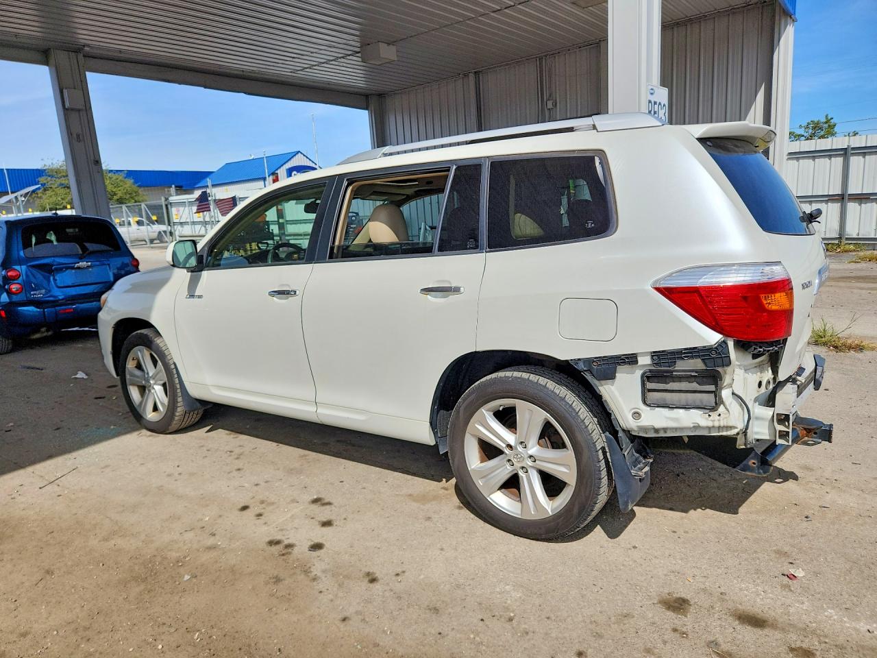2008 Toyota Highlander Limited White vin: JTEES42A482030384