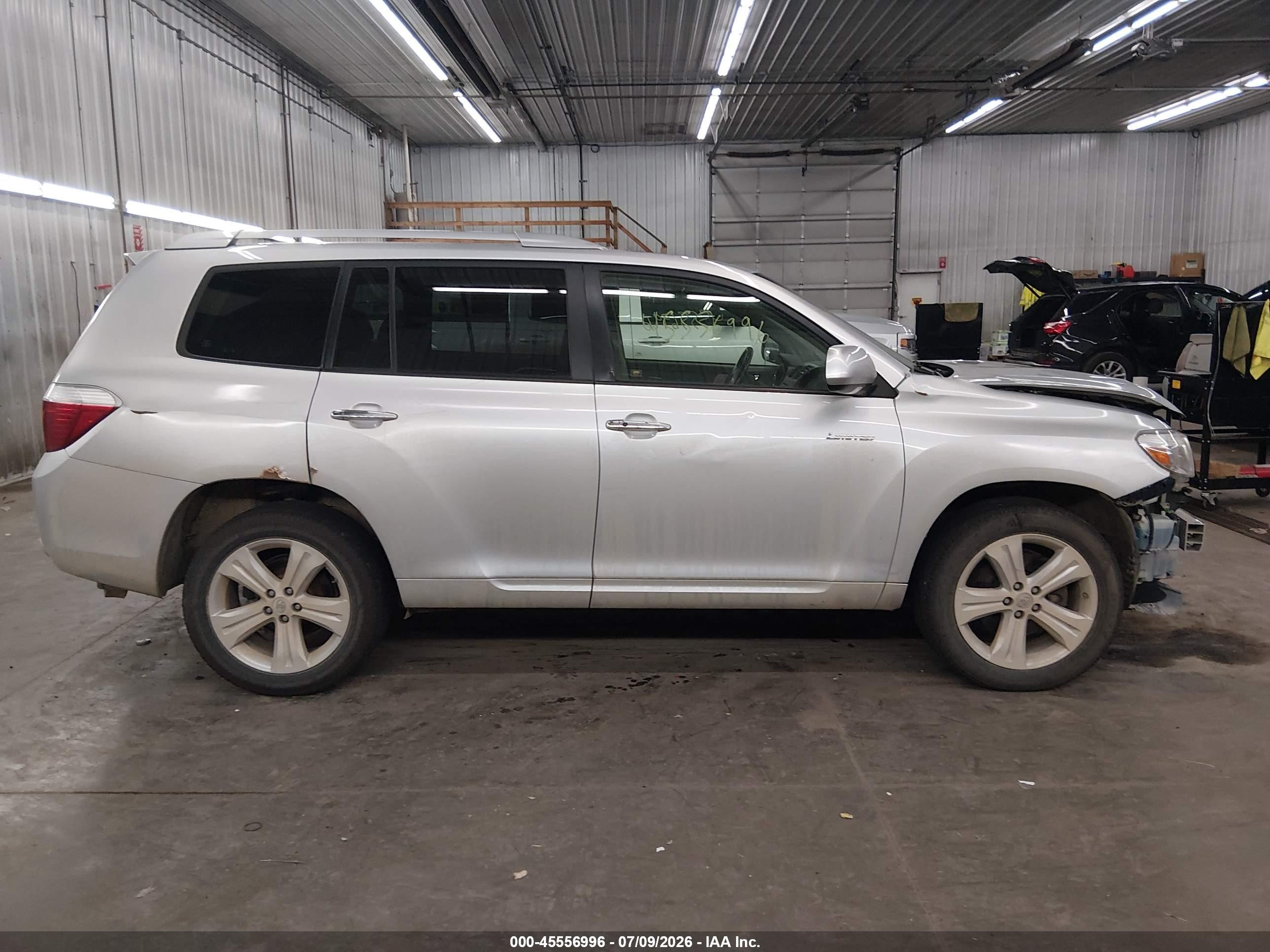 2008 Toyota Highlander Limited Silver vin: JTEES42A482044933