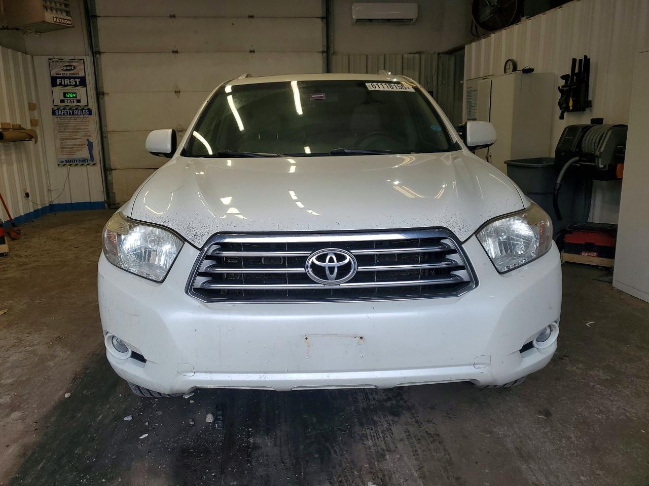2008 Toyota Highlander Limited White vin: JTEES42A482091718