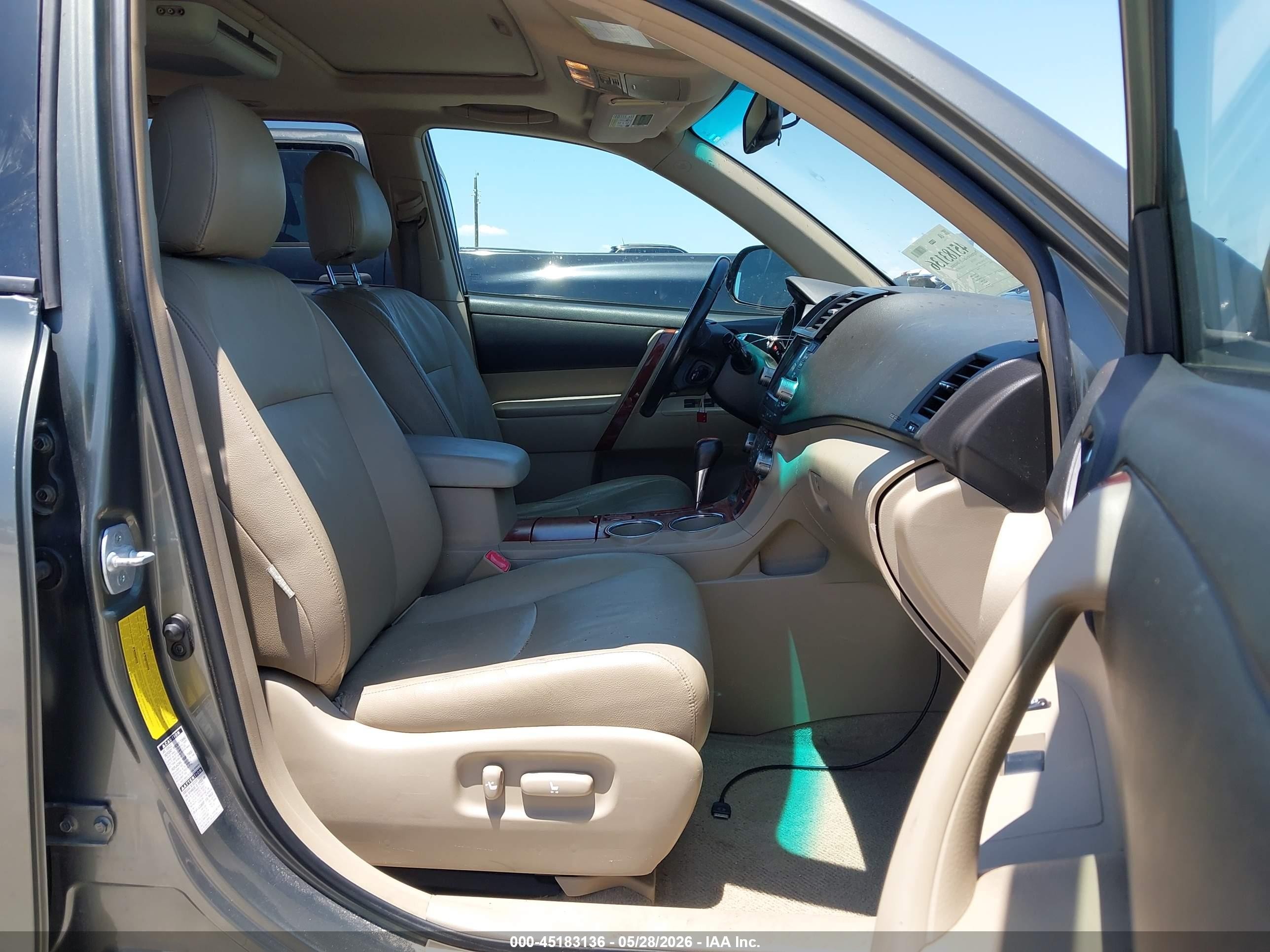 2008 Toyota Highlander Limited Green vin: JTEES42A582039904