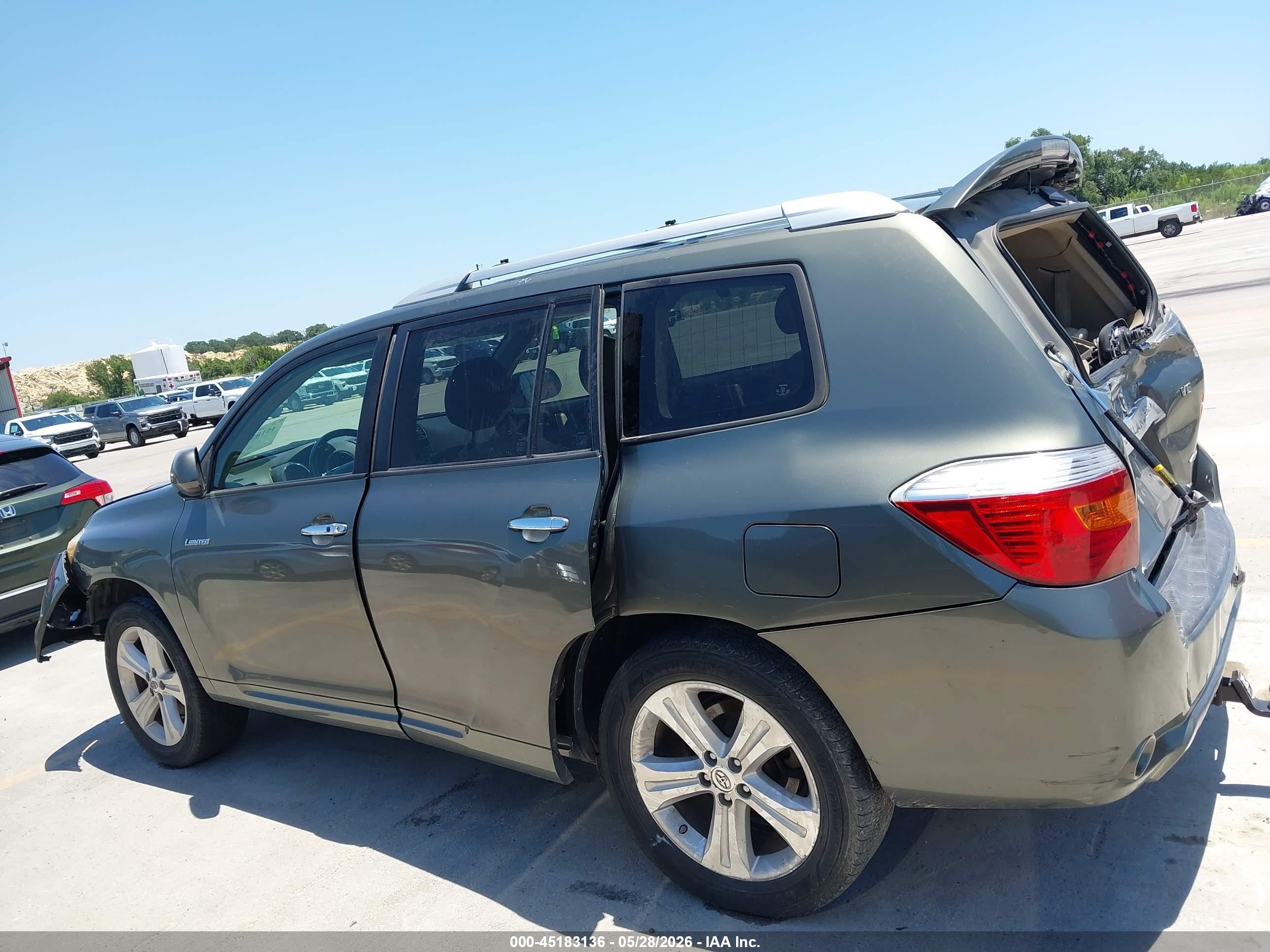 2008 Toyota Highlander Limited Green vin: JTEES42A582039904