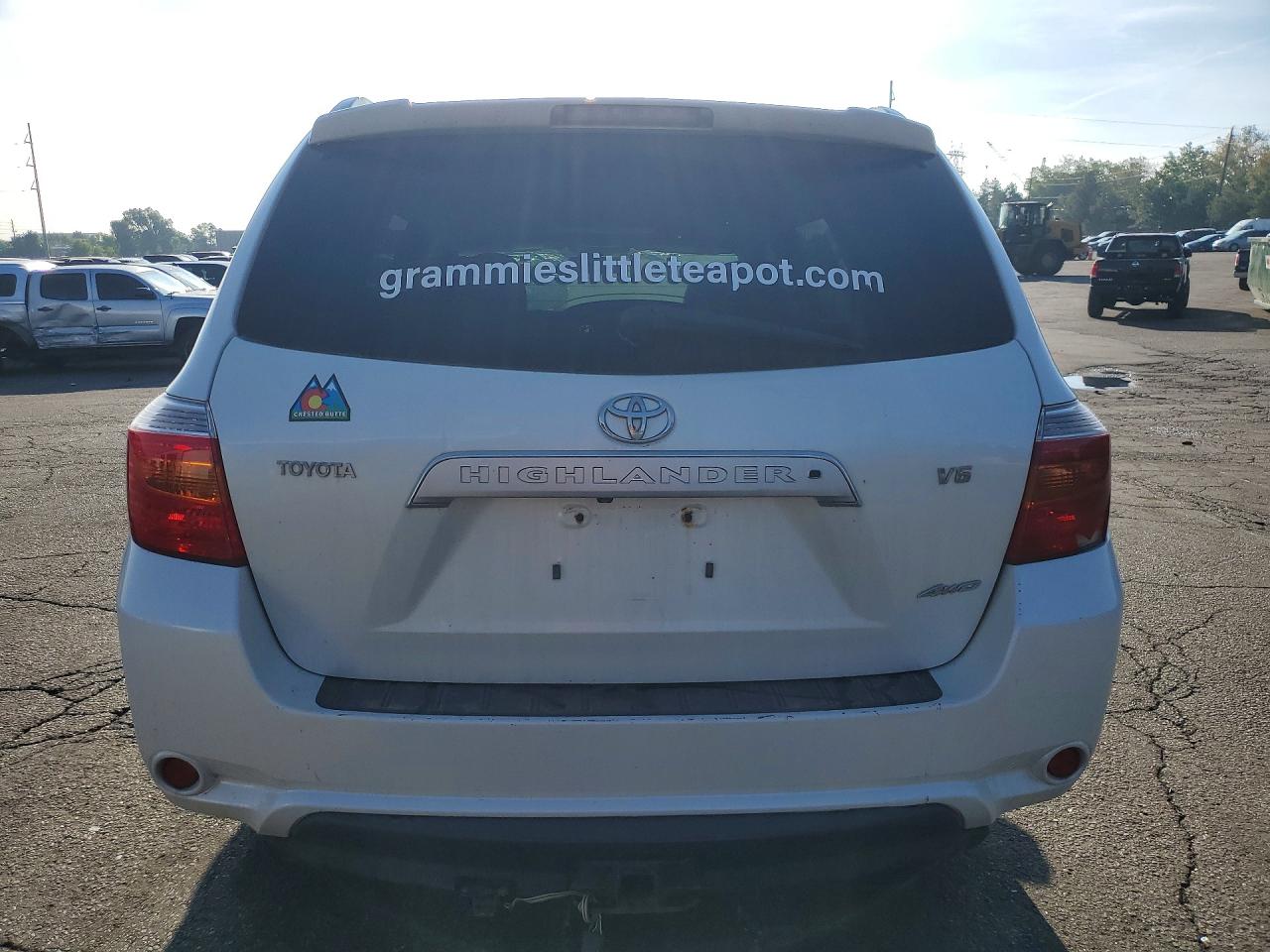 2008 Toyota Highlander Limited White vin: JTEES42A582061997