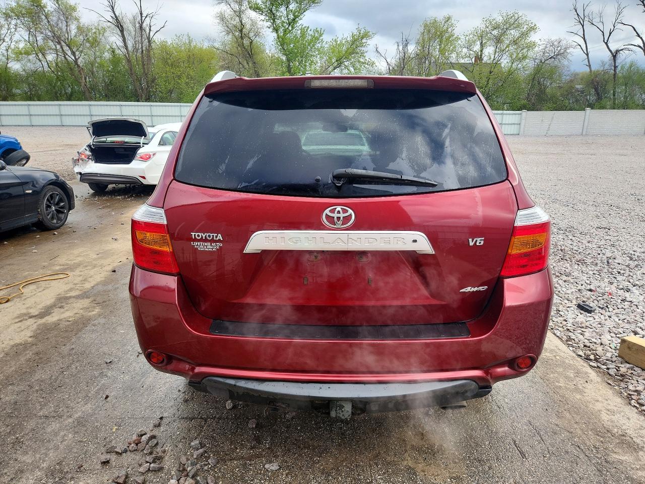 2008 Toyota Highlander Limited Red vin: JTEES42A682060051