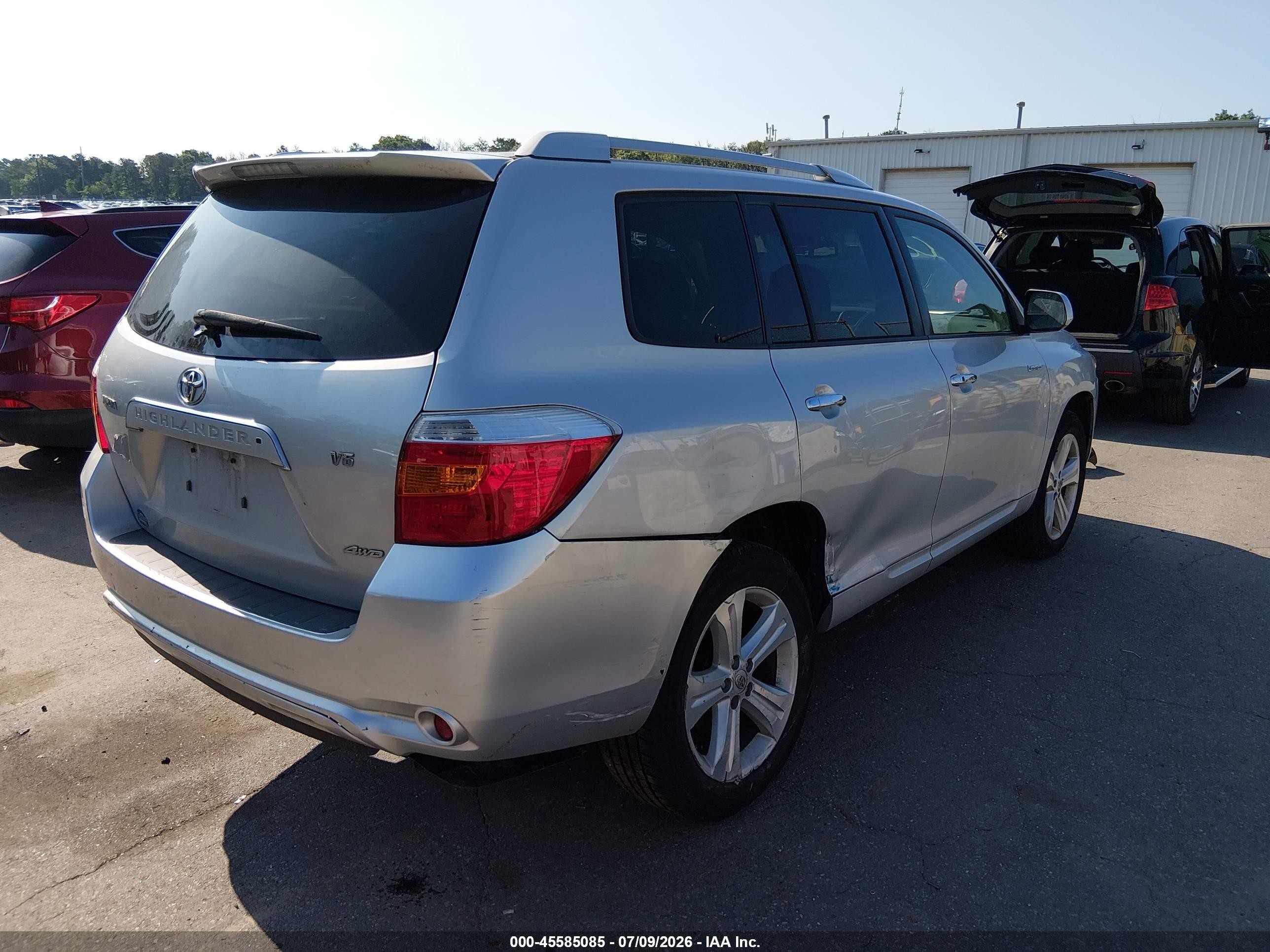 2008 Toyota Highlander Limited Silver vin: JTEES42A682070613
