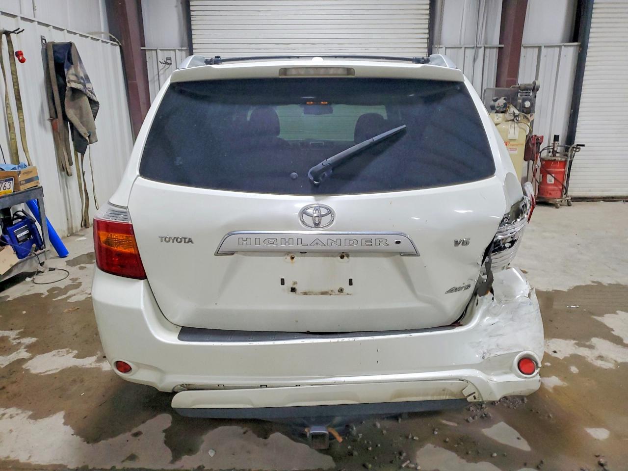 2009 Toyota Highlander Limited White vin: JTEES42A692126972