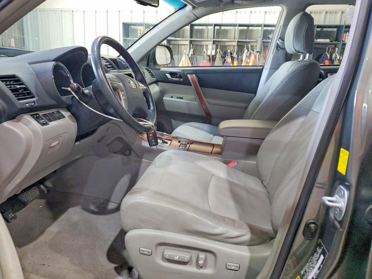 2009 Toyota Highlander Limited Green vin: JTEES42A692143206