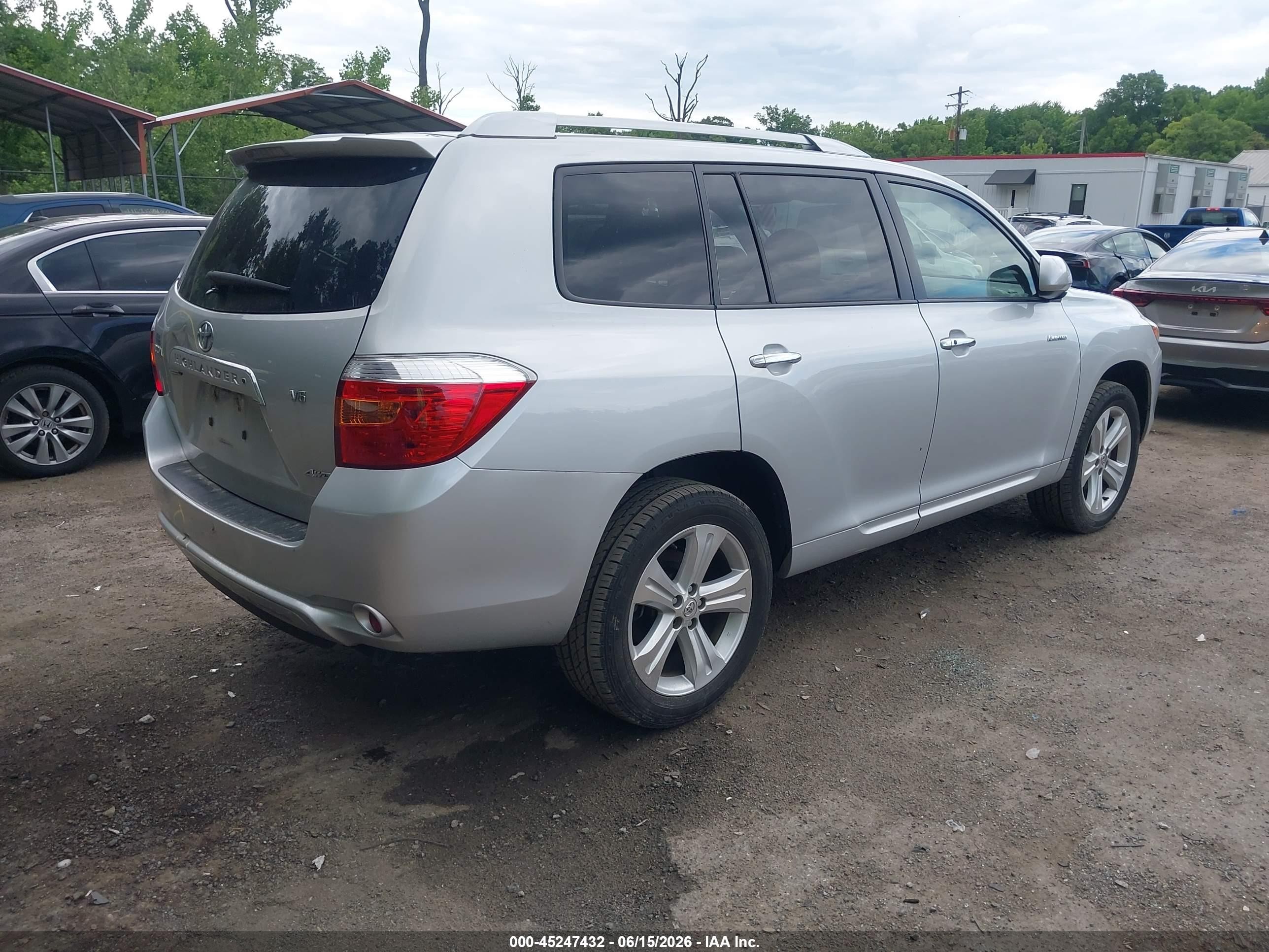 2008 Toyota Highlander Limited Серебряный vin: JTEES42A782086237