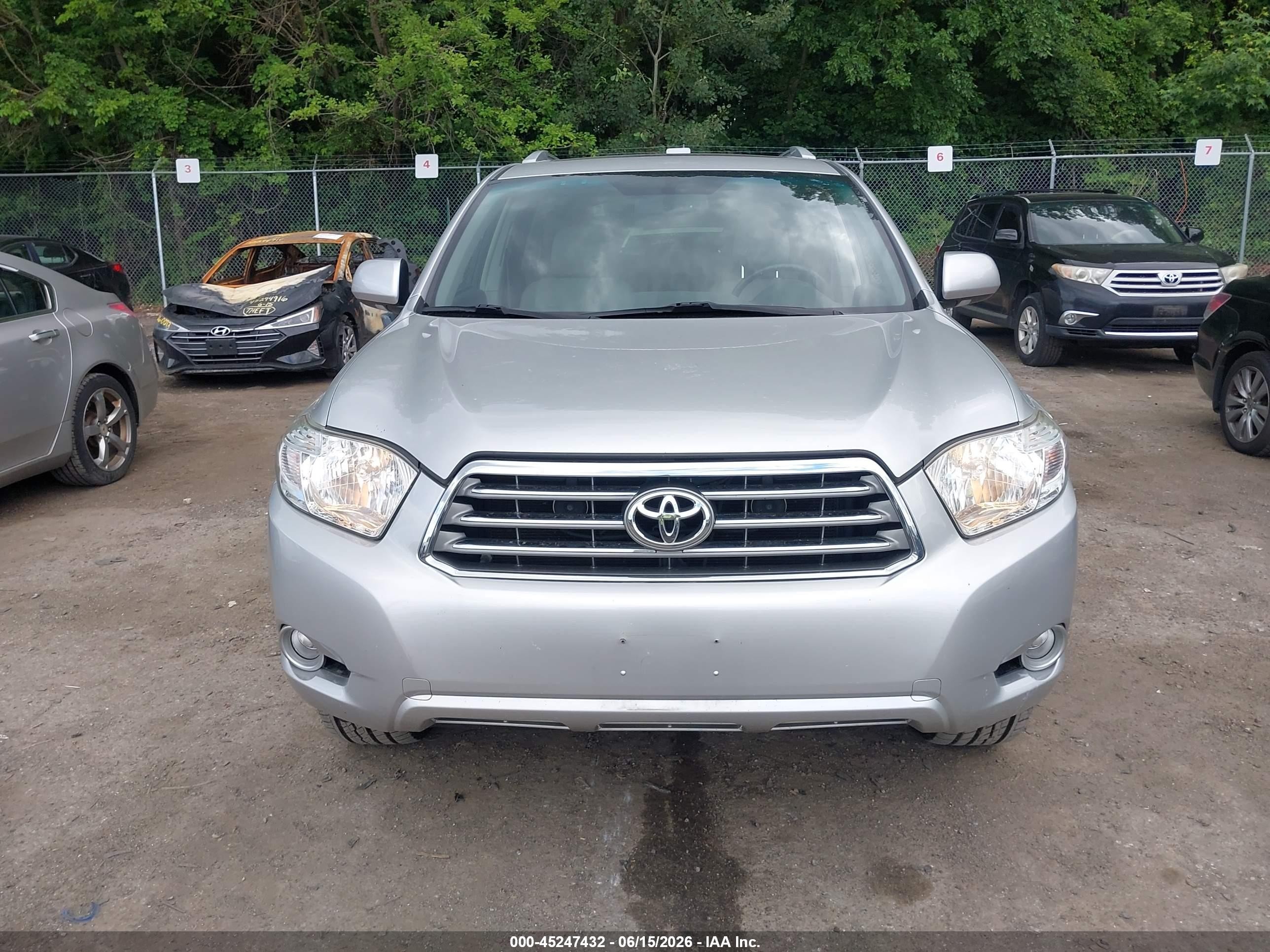 2008 Toyota Highlander Limited Серебряный vin: JTEES42A782086237