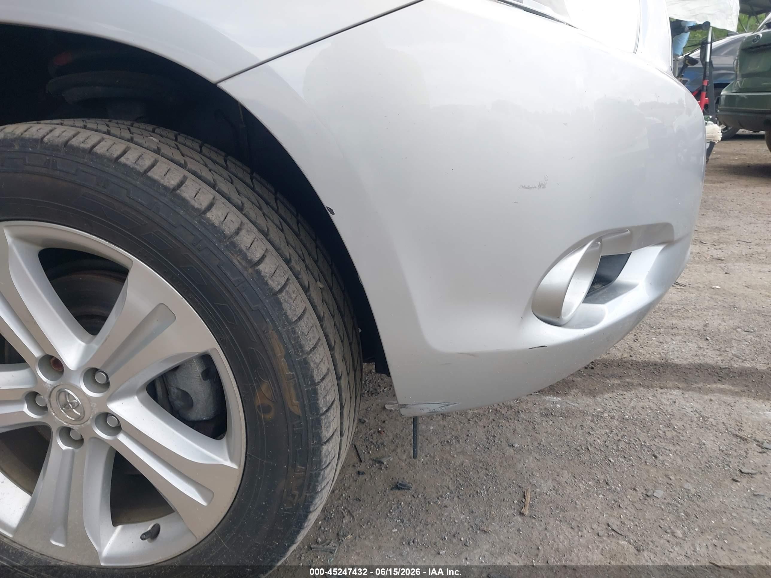 2008 Toyota Highlander Limited Серебряный vin: JTEES42A782086237