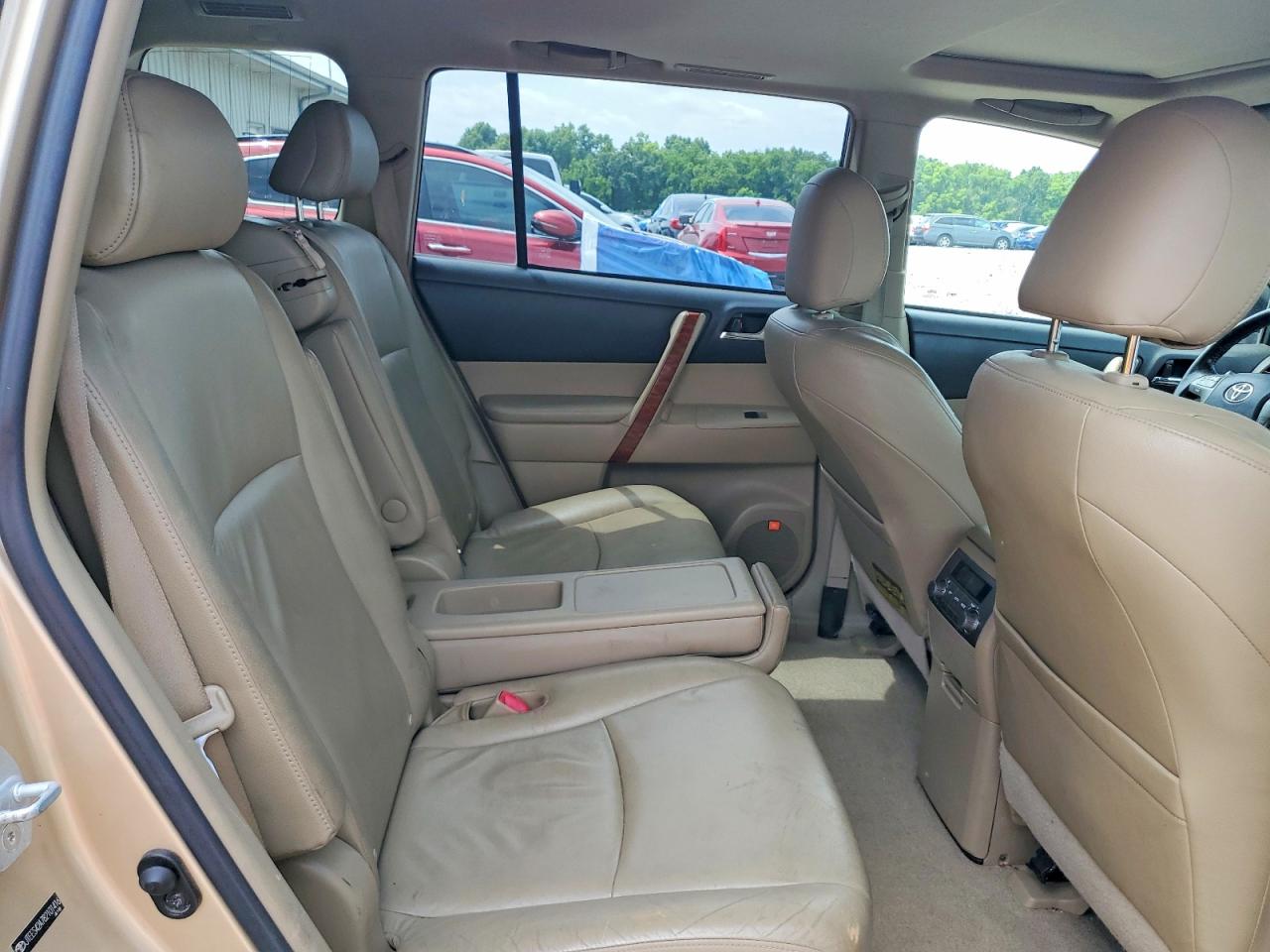 2008 Toyota Highlander Limited Желто-коричневый vin: JTEES42A782101416