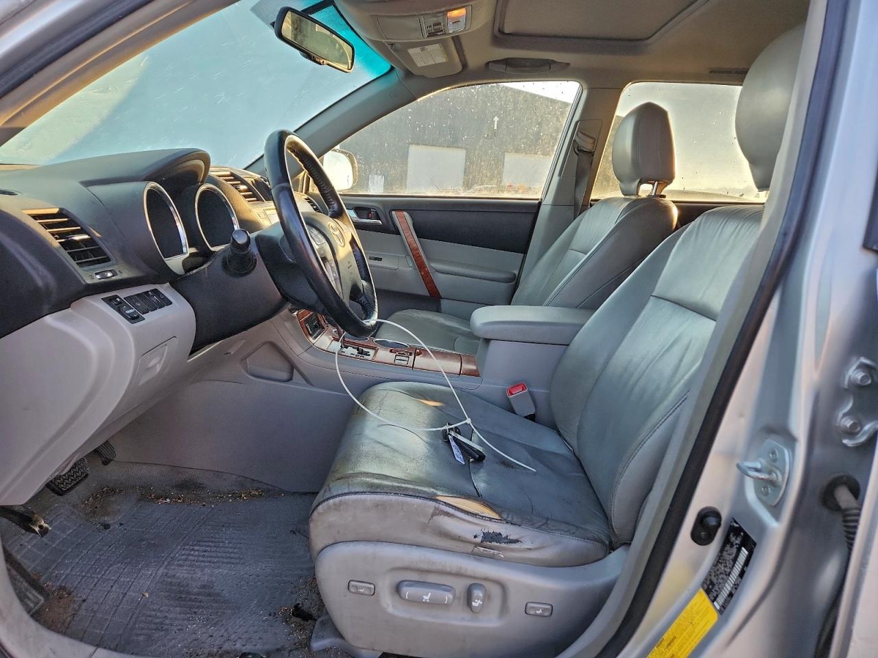 2008 Toyota Highlander Limited Серебряный vin: JTEES42A882000594