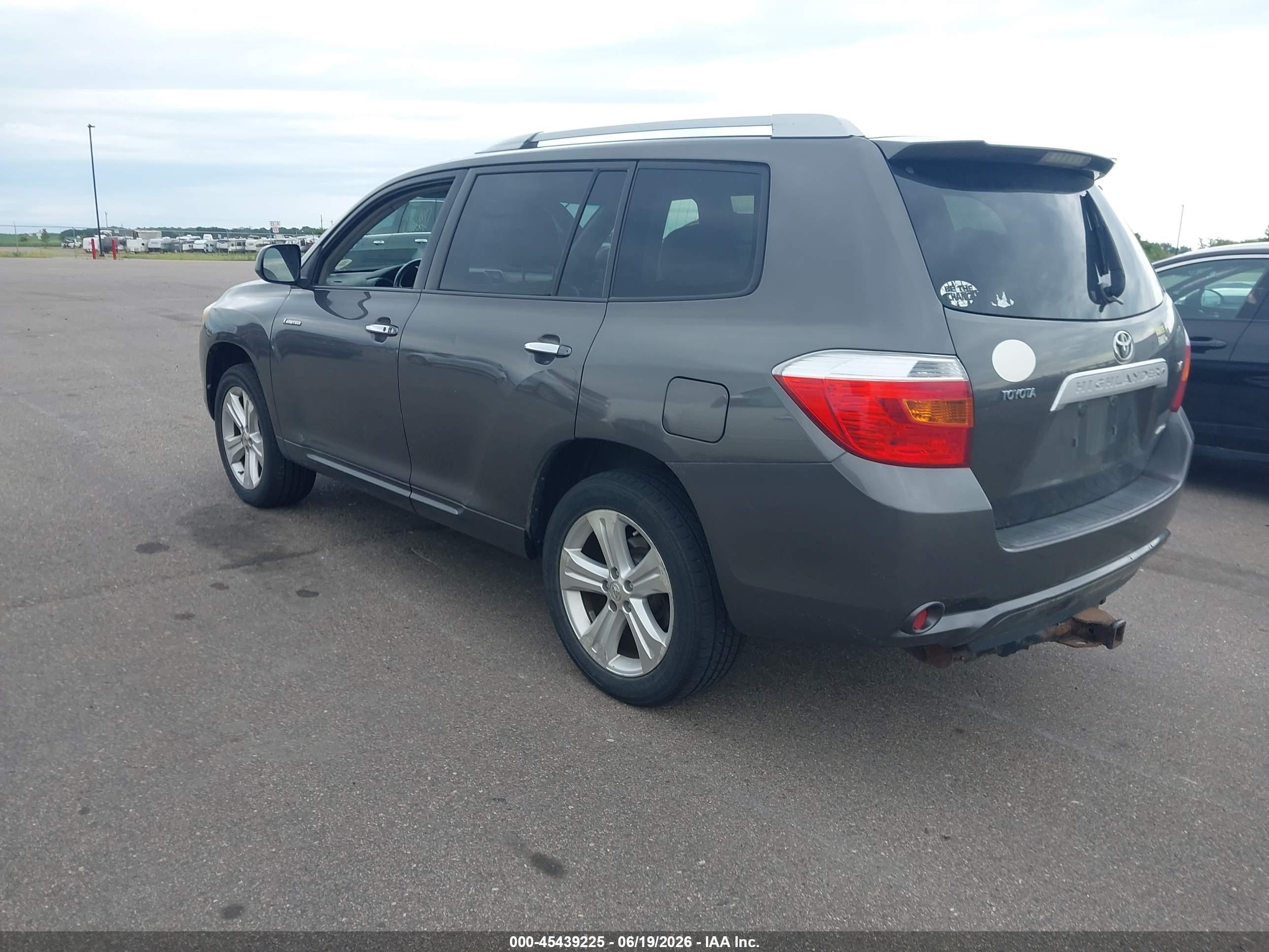 2008 Toyota Highlander Limited Gray vin: JTEES42A982008719