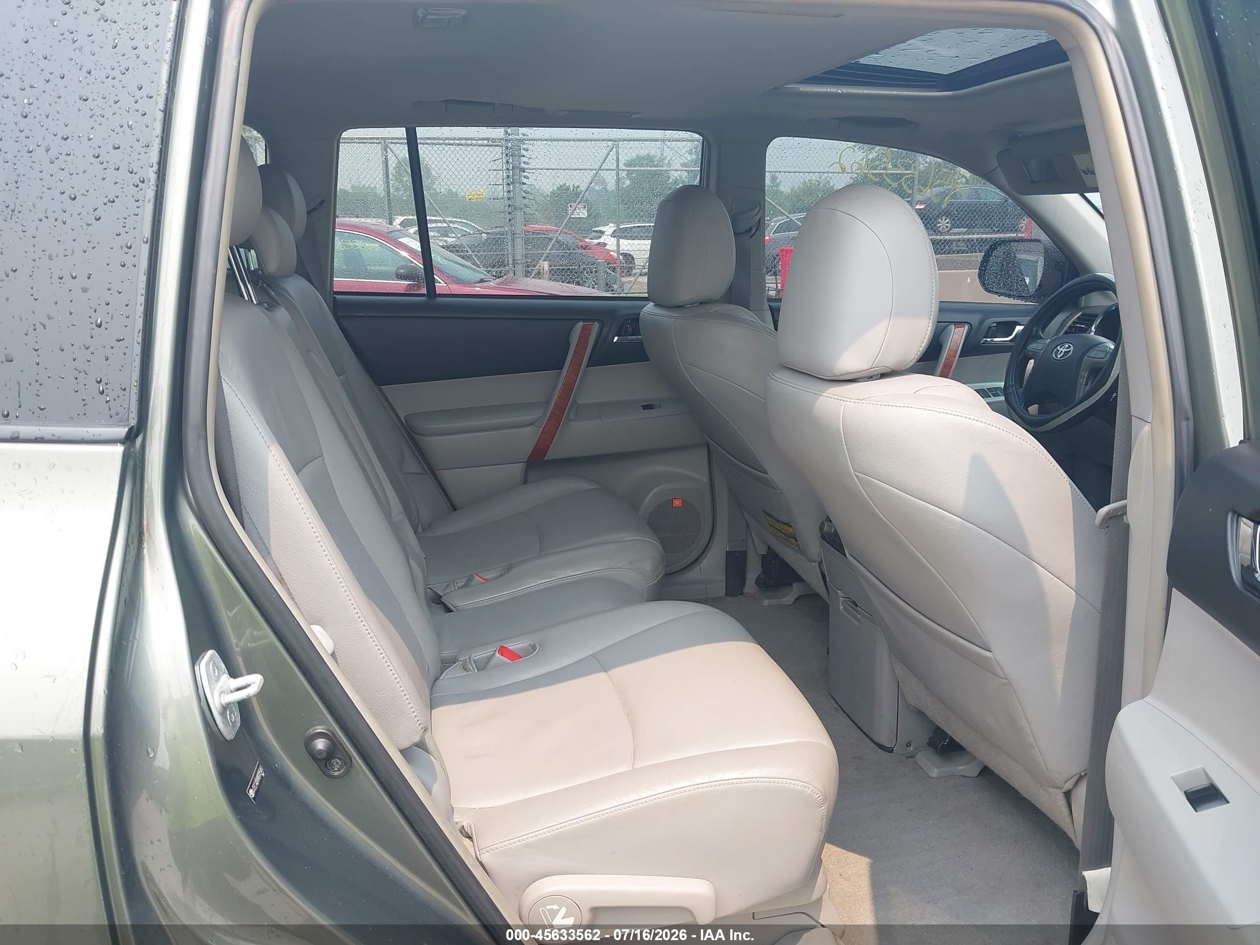 2008 Toyota Highlander Limited Green vin: JTEES42A982055460