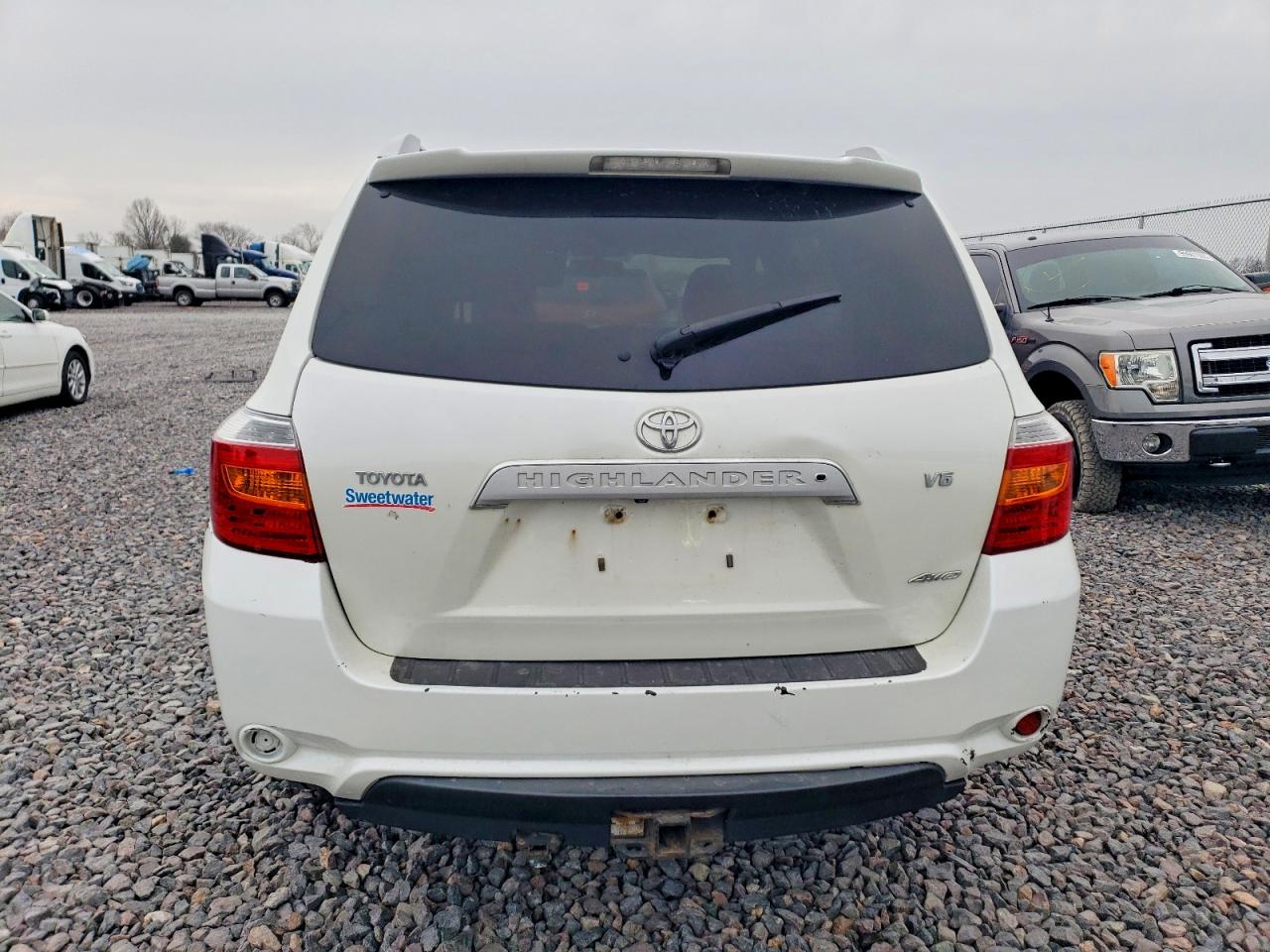 2008 Toyota Highlander Limited White vin: JTEES42A982102034