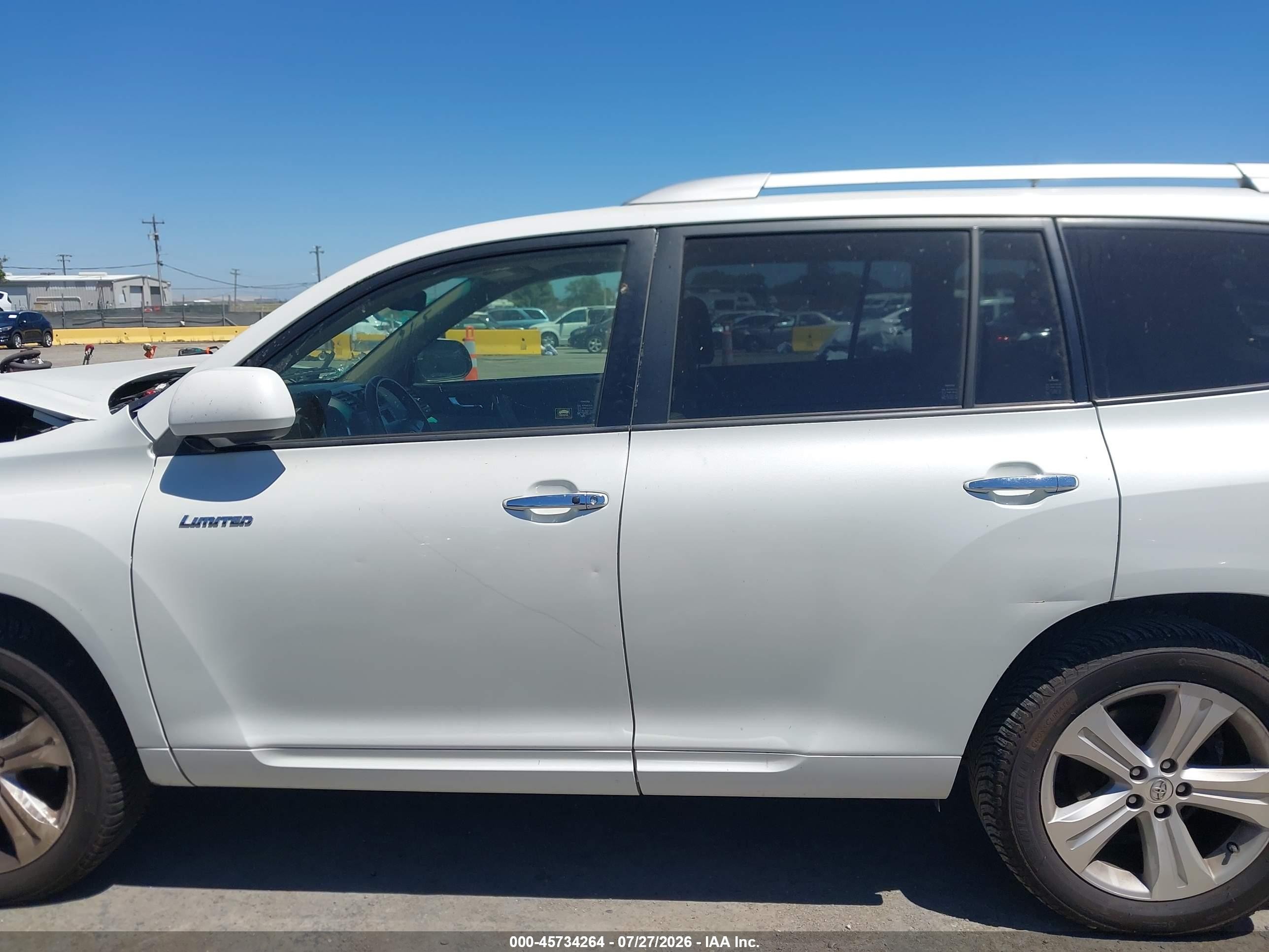 2009 Toyota Highlander Limited White vin: JTEES42A992149923
